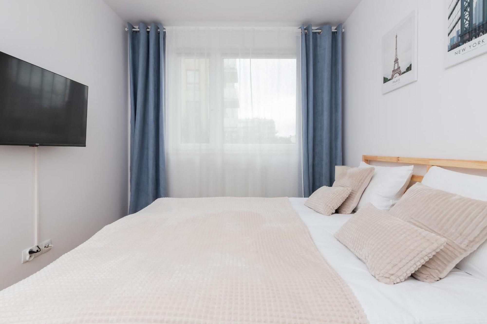 Apartment Bright With Private Garden And Accepting Pets By Renters