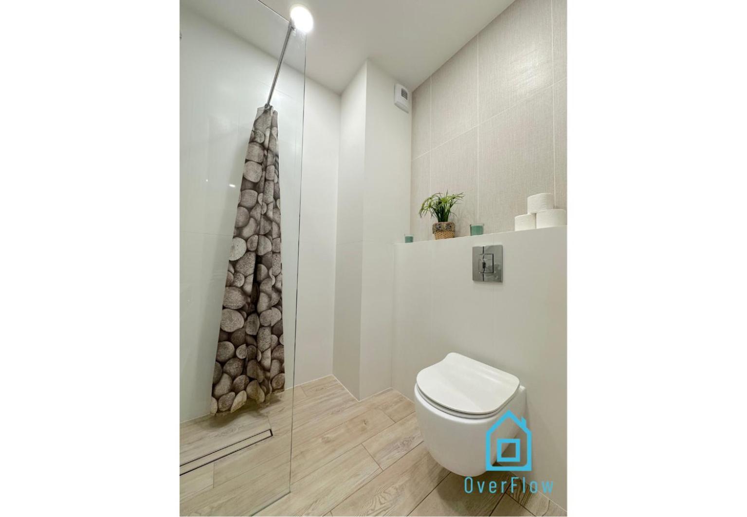 Apartment White