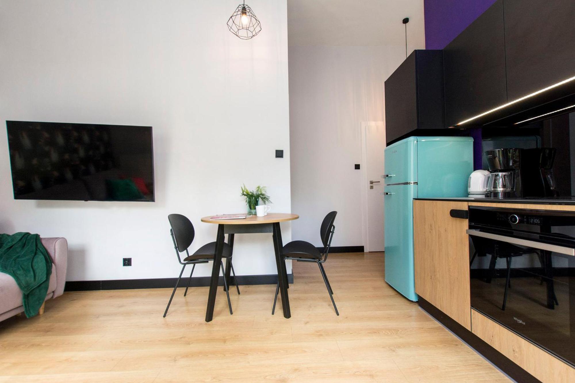 Center - Granary Island By Apartmore