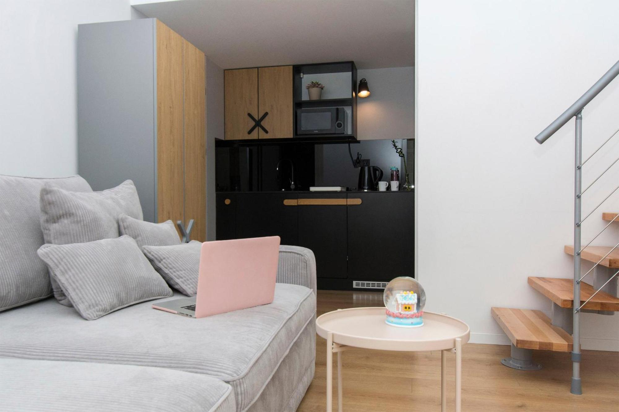 Center - Granary Island By Apartmore