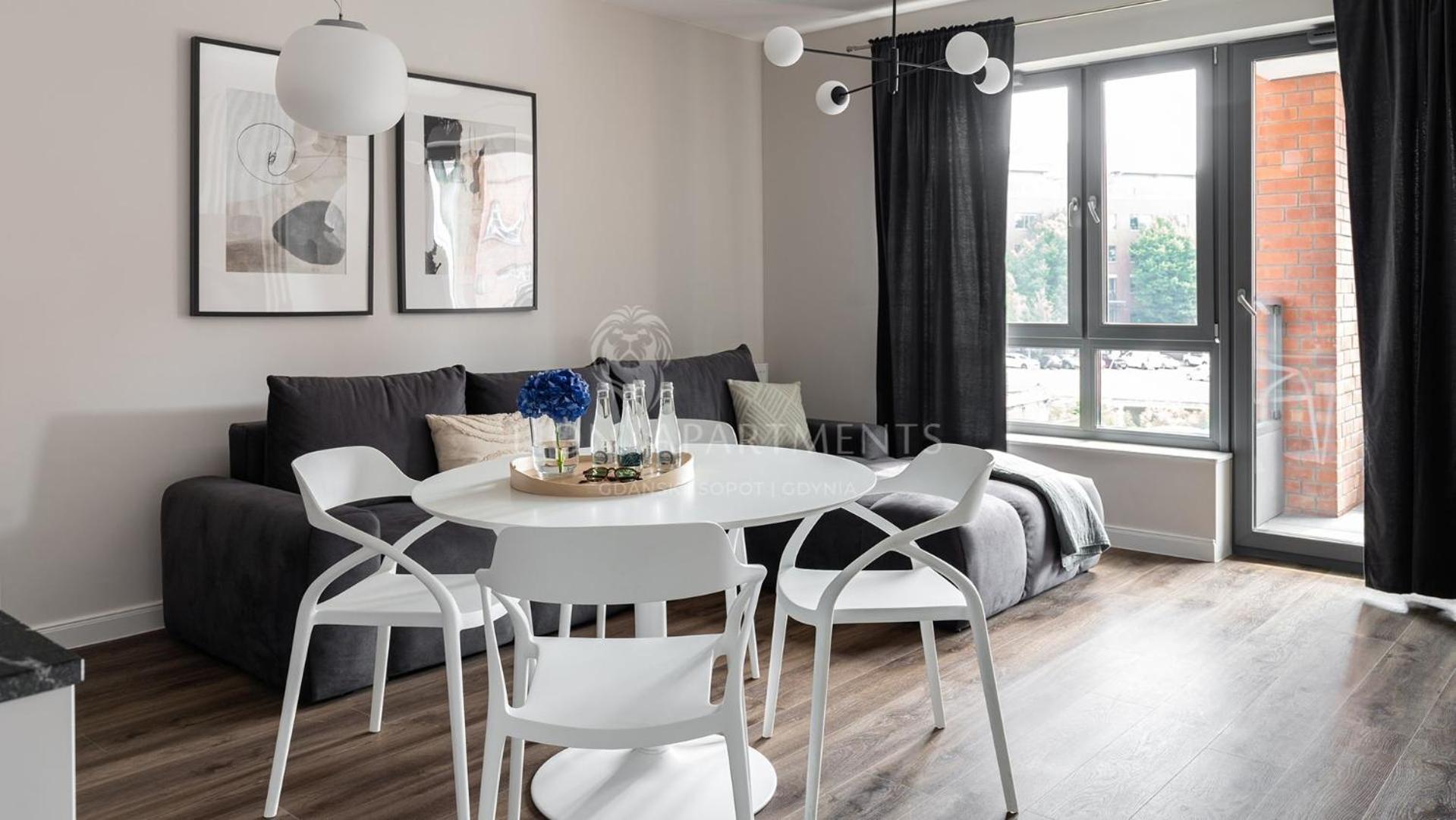 Lion - Scala Center Apartments&parking Iib Apartment