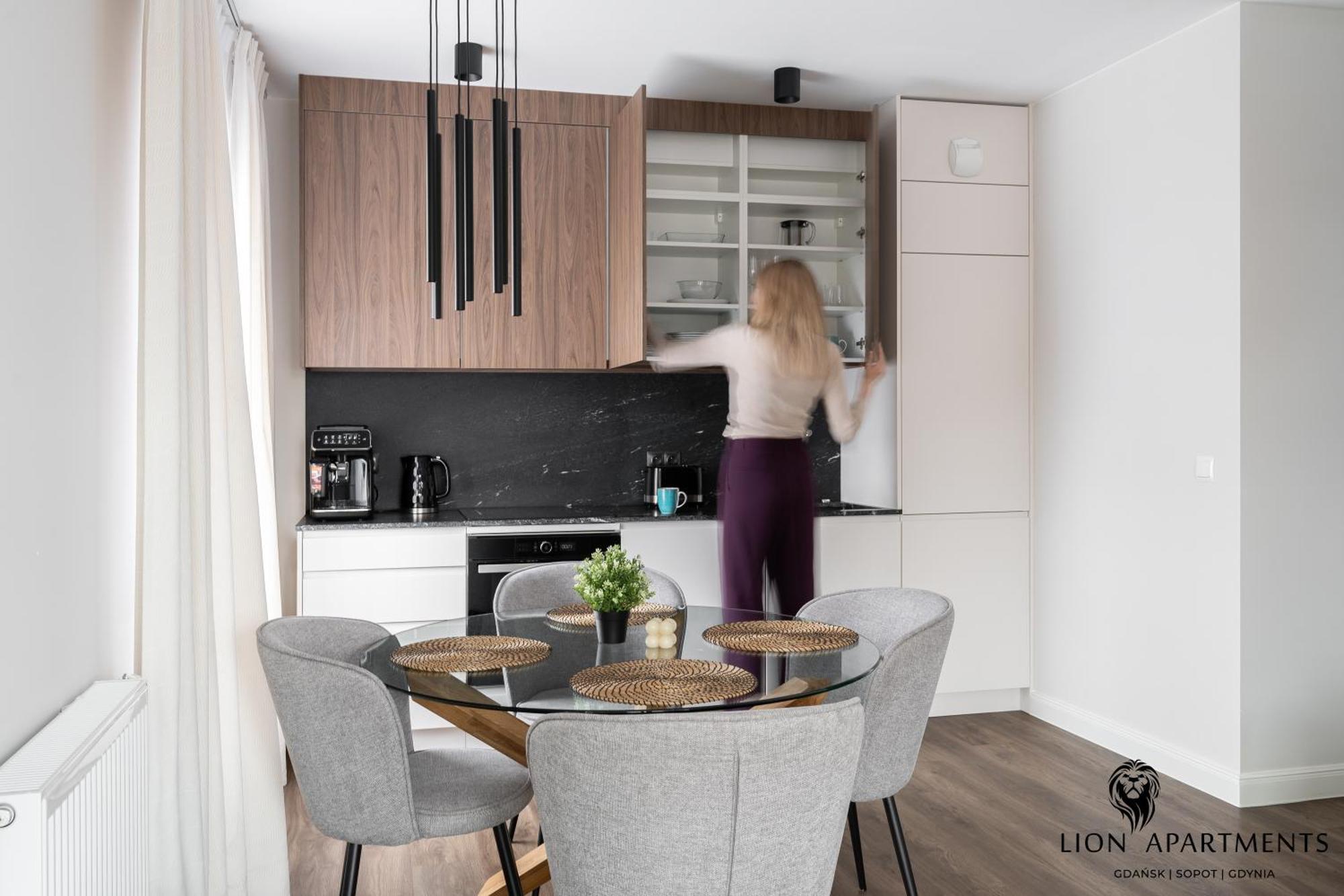 Scala Center Premium With Parking By Lion Apartment