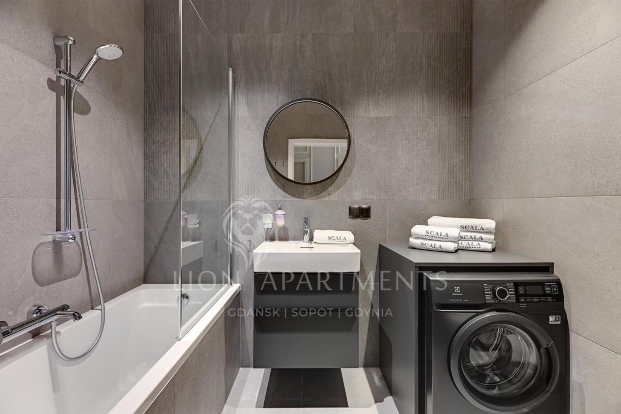 Apartment Scala Center With Parking By Lion Gdansk