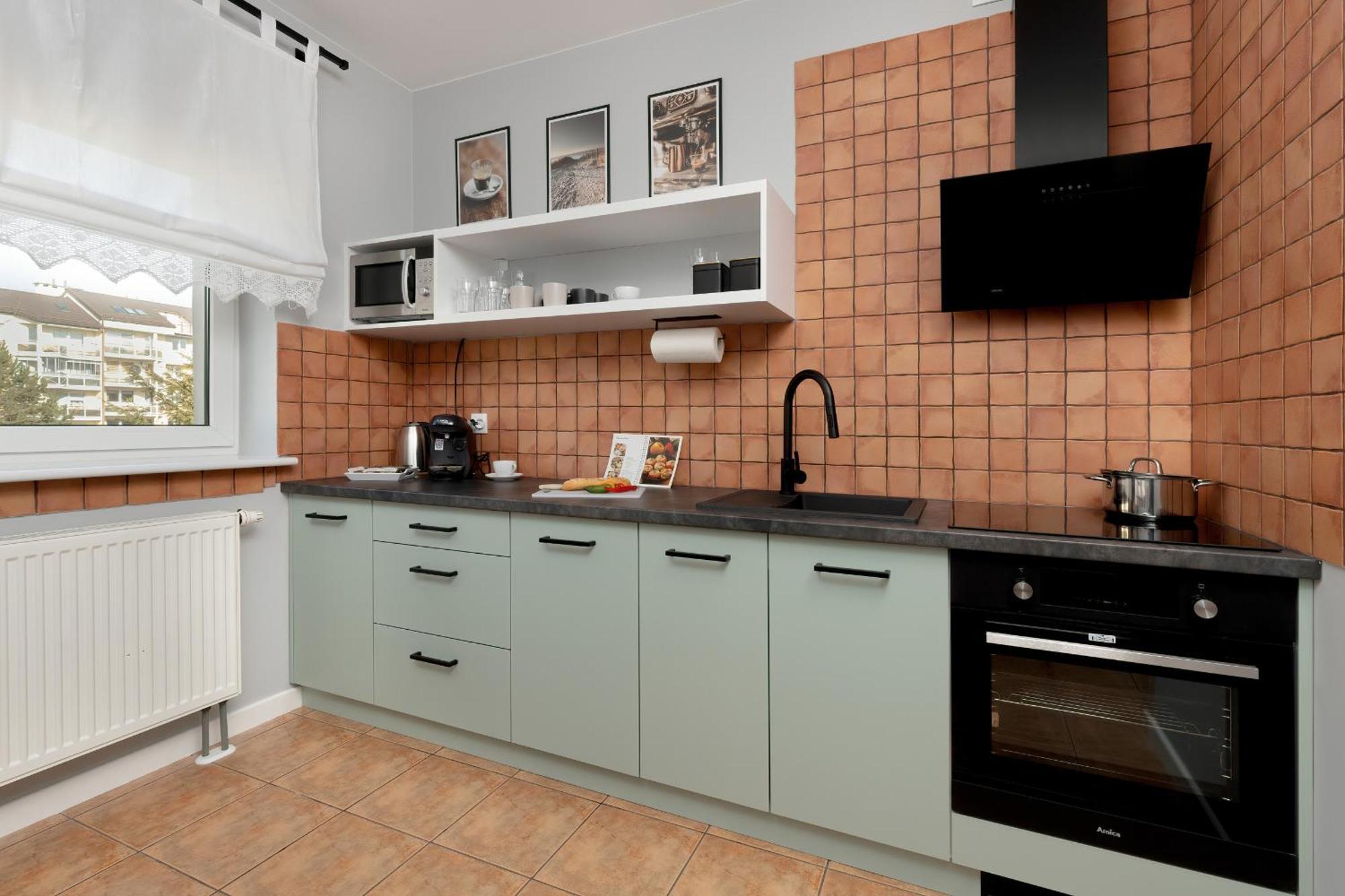 In With 3 Bedrooms, Furnished Balcony And 2 Desks By Rent Like * Danzig