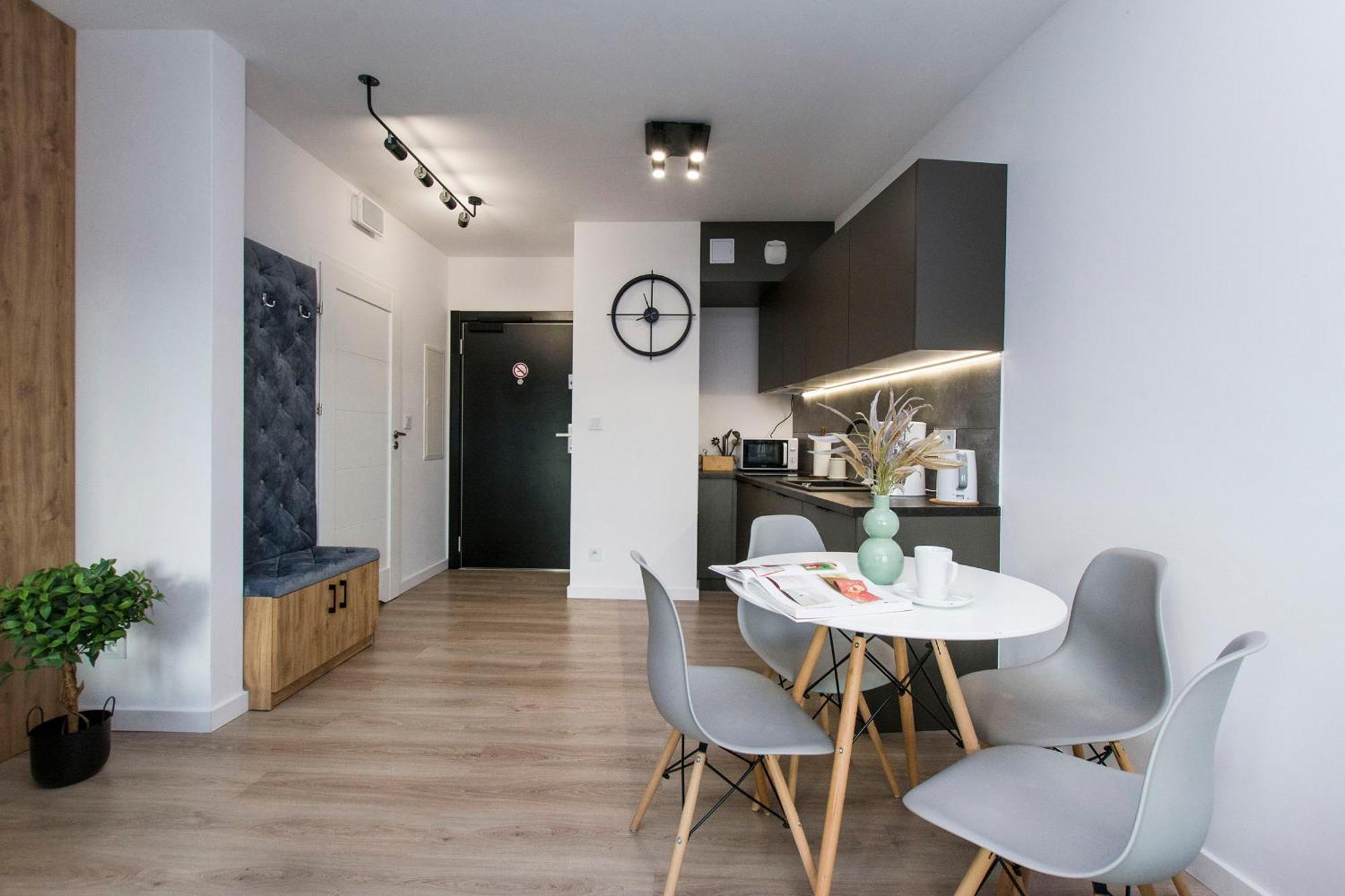 Center - Aura By Apartmore * Gdańsk