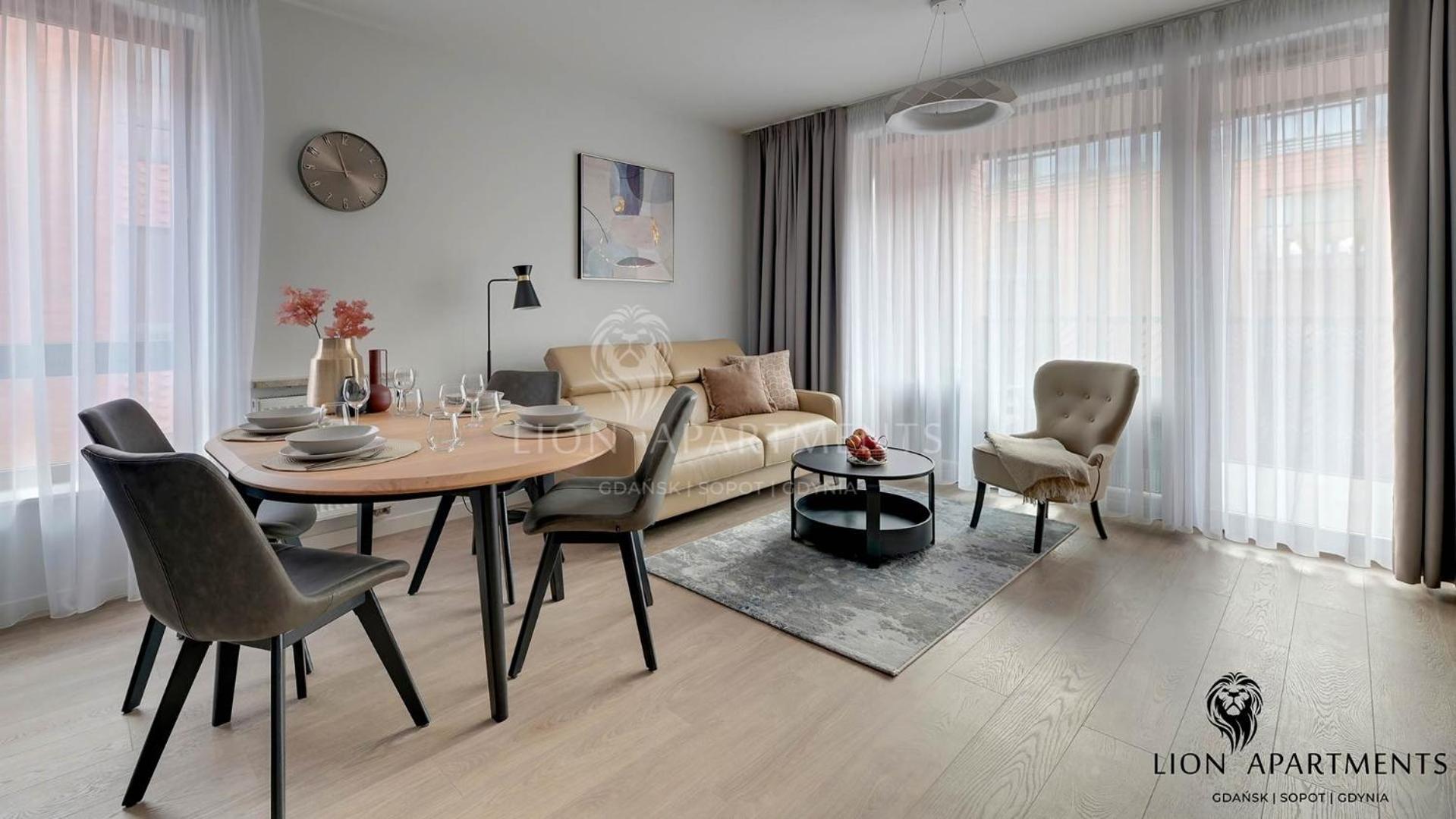 Scala Center Premium With Parking By Lion Gdańsk