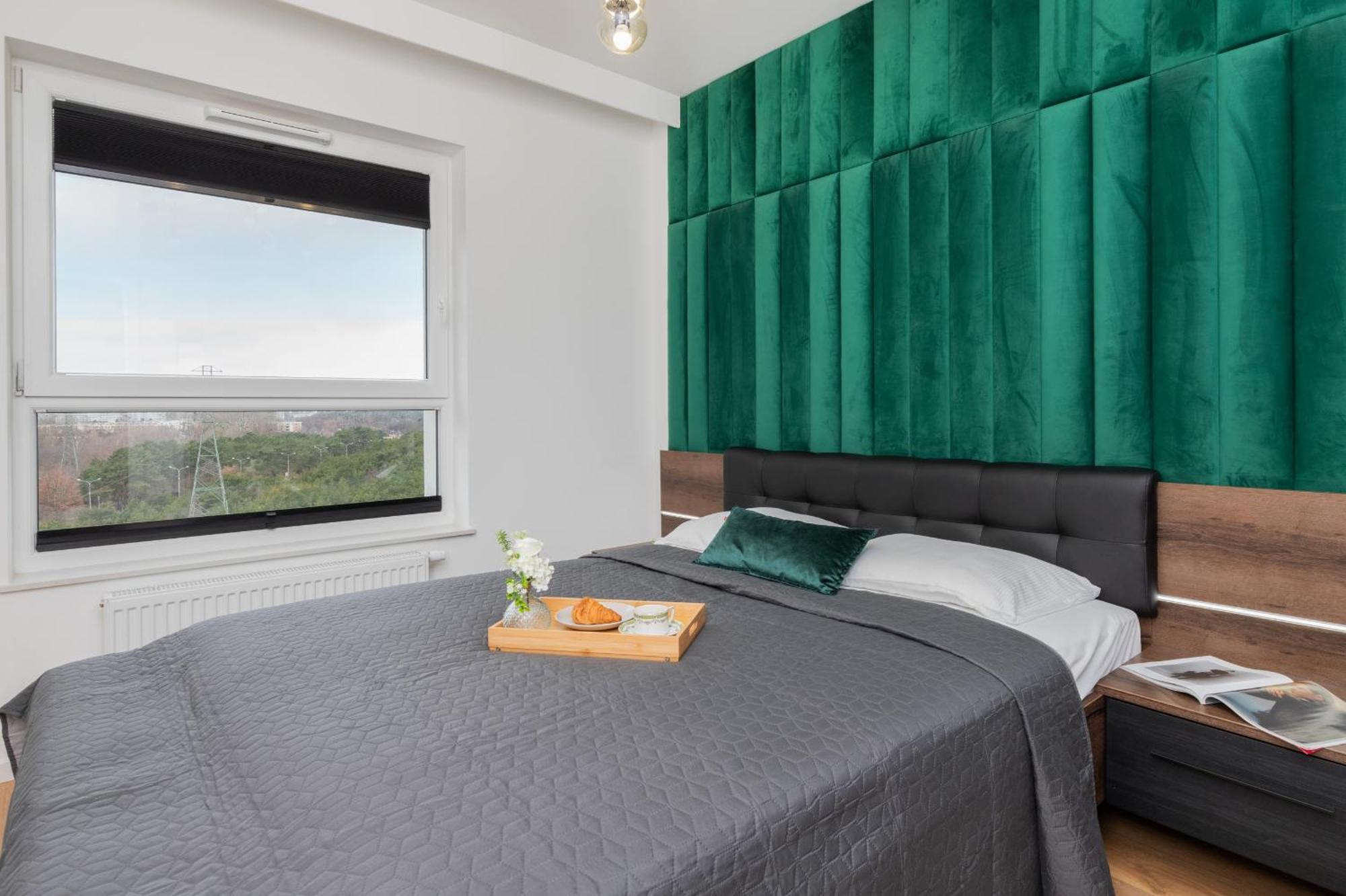 9th Floor And Grey In Brzezno With Two Bedrooms And Parking By Renters