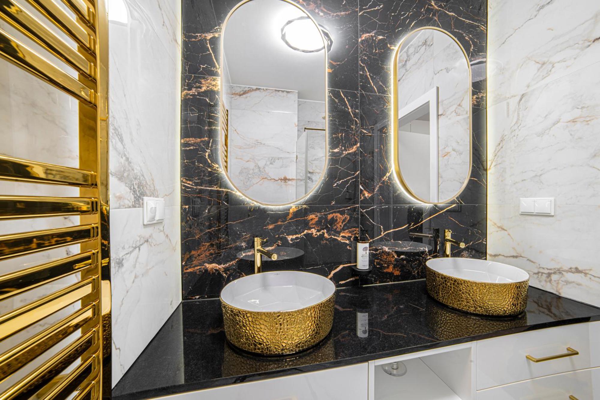 Apartament Amber Centrum Z Basenem *