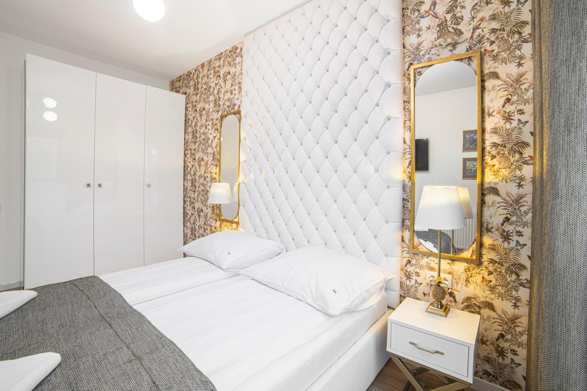 Apartament Amber Centrum Z Basenem Lägenhet *