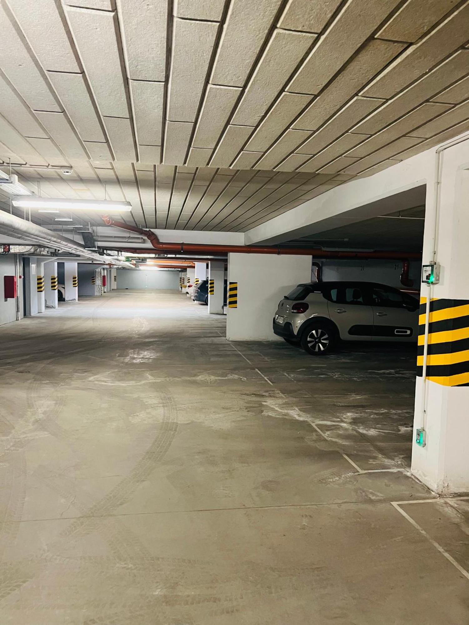 Luciano Old Town - City Center & Parking