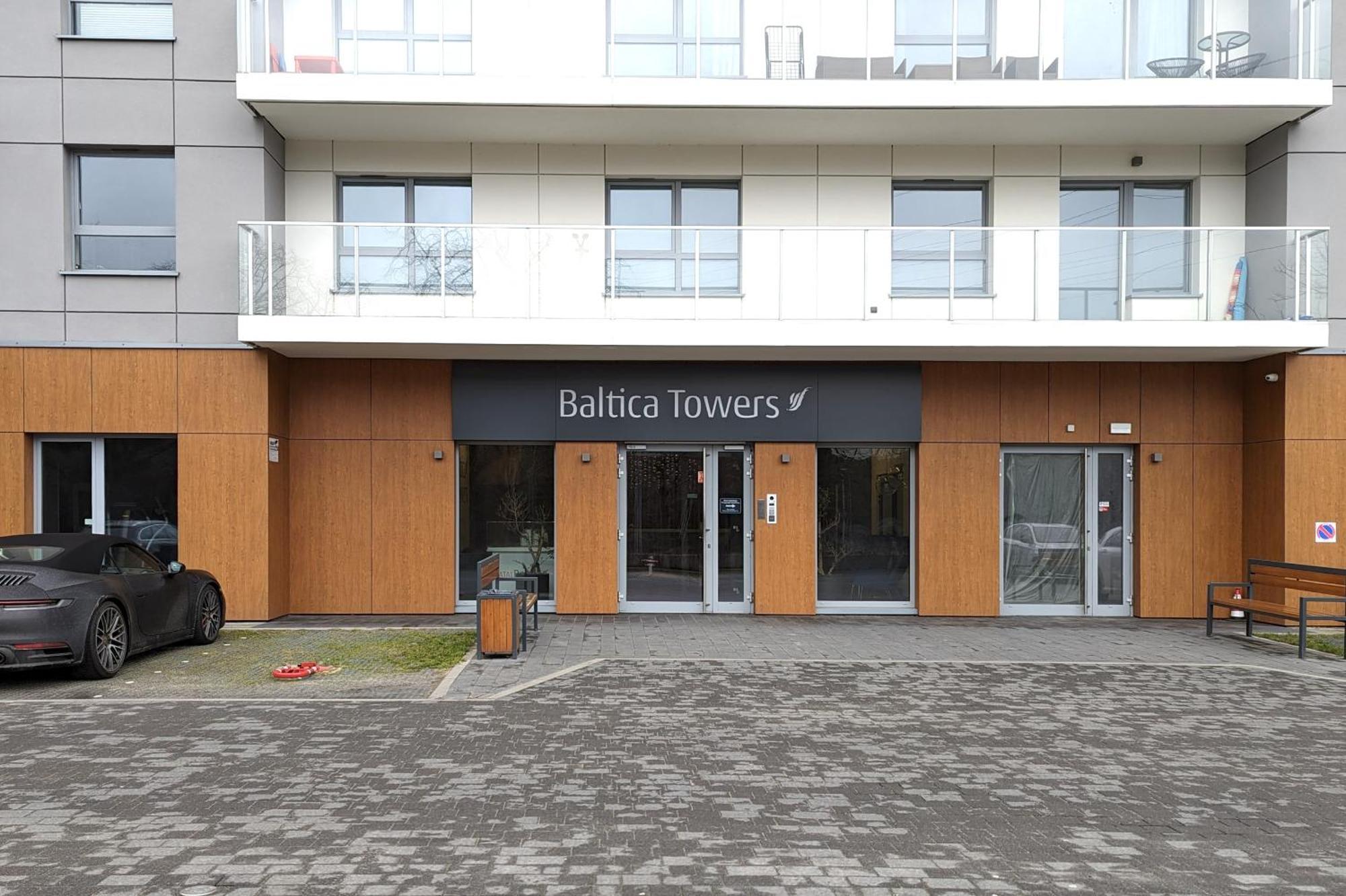 9th Floor And Grey In Brzezno With Two Bedrooms And Parking By Renters