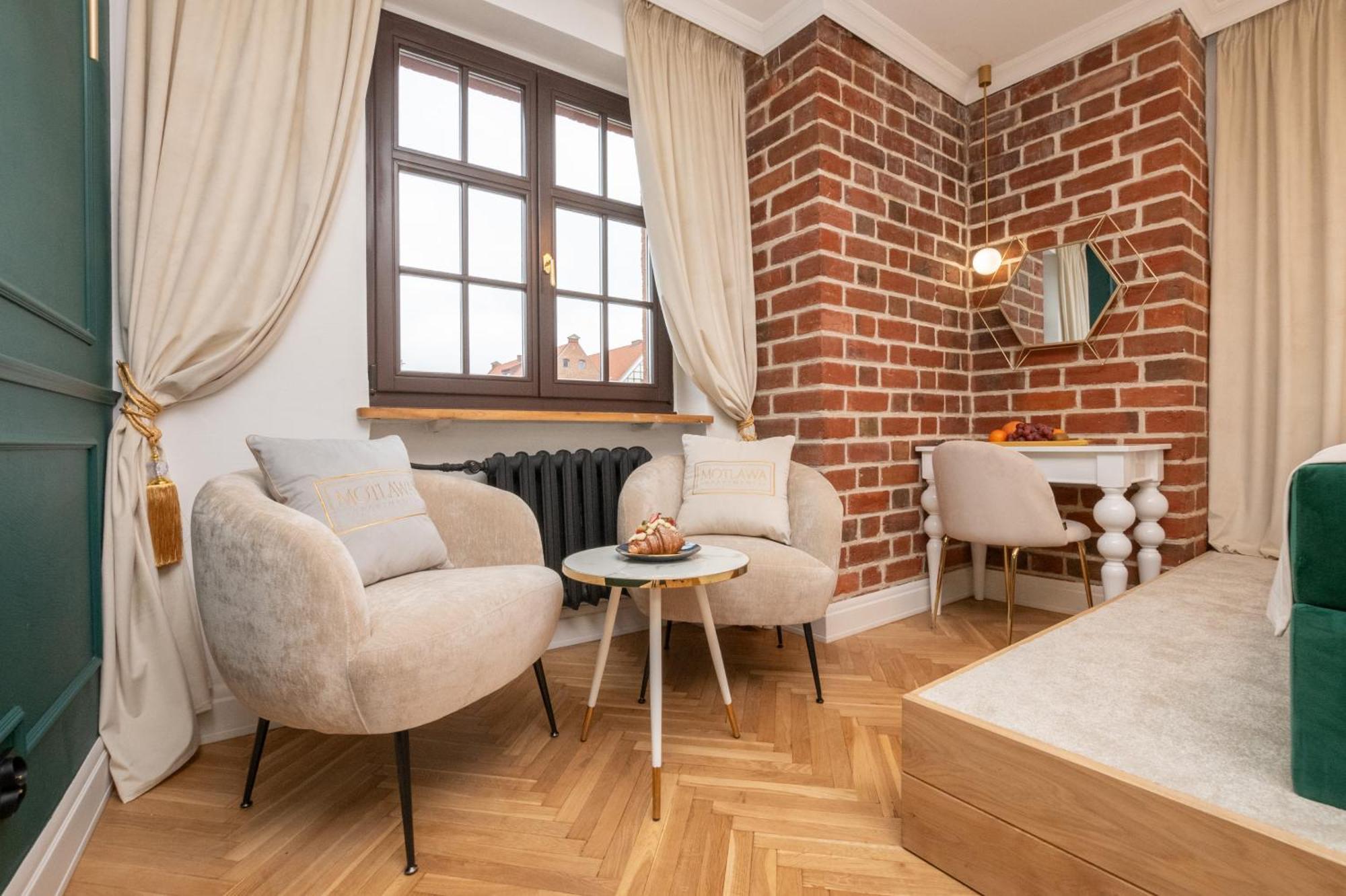 Apartment Motlawa - Old Town & River Viev, Fast Wifi