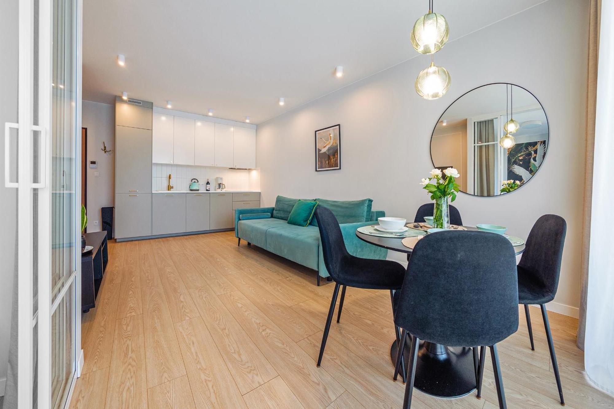 Tsuru Apartment Gdansk