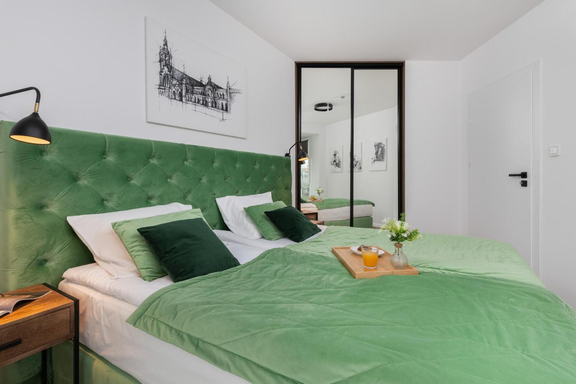 In With Free Access To The Gym And Parking By Renters Apartment Gdansk