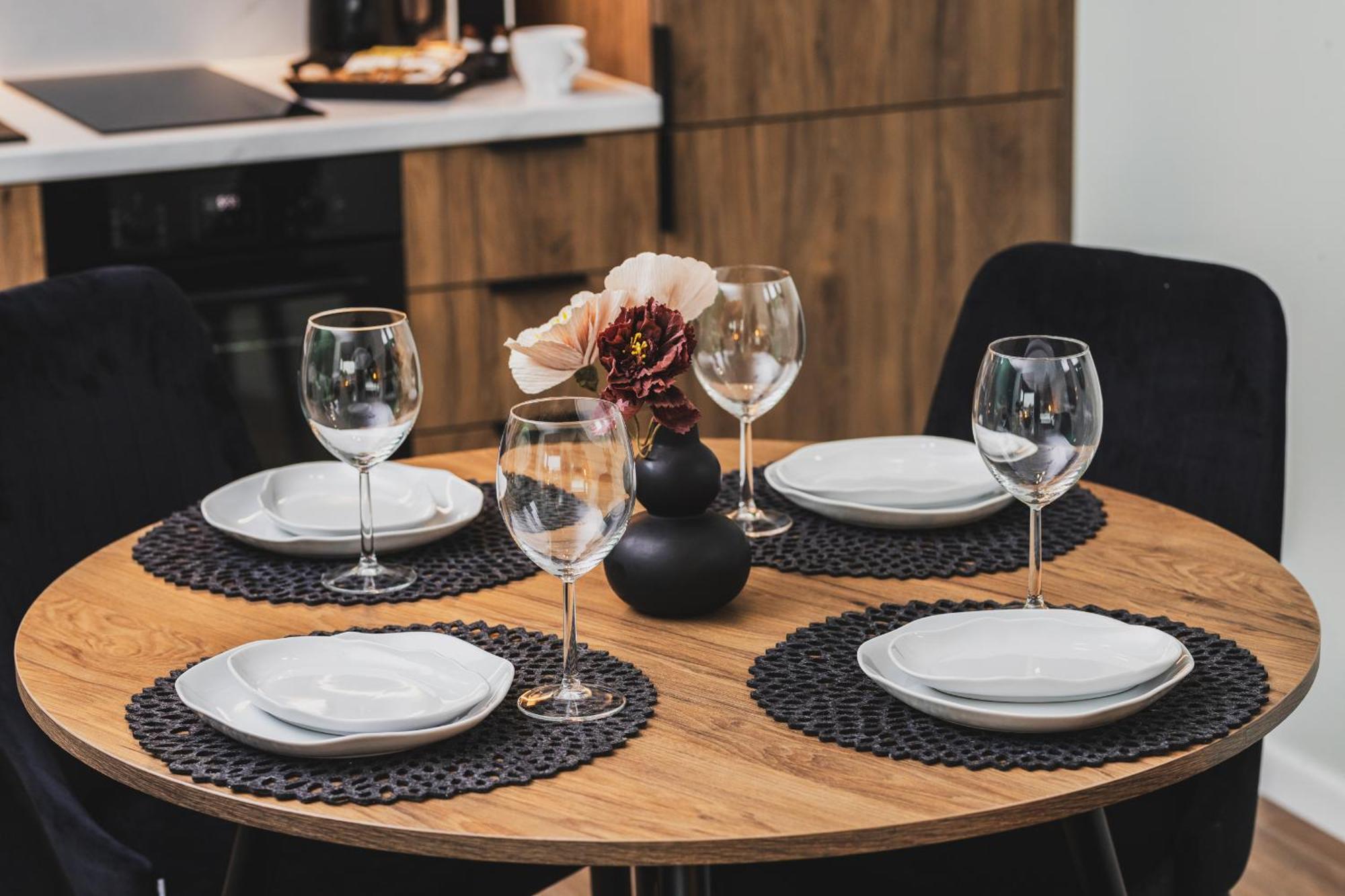 In With Free Access To The Gym And Parking By Renters Gdansk
