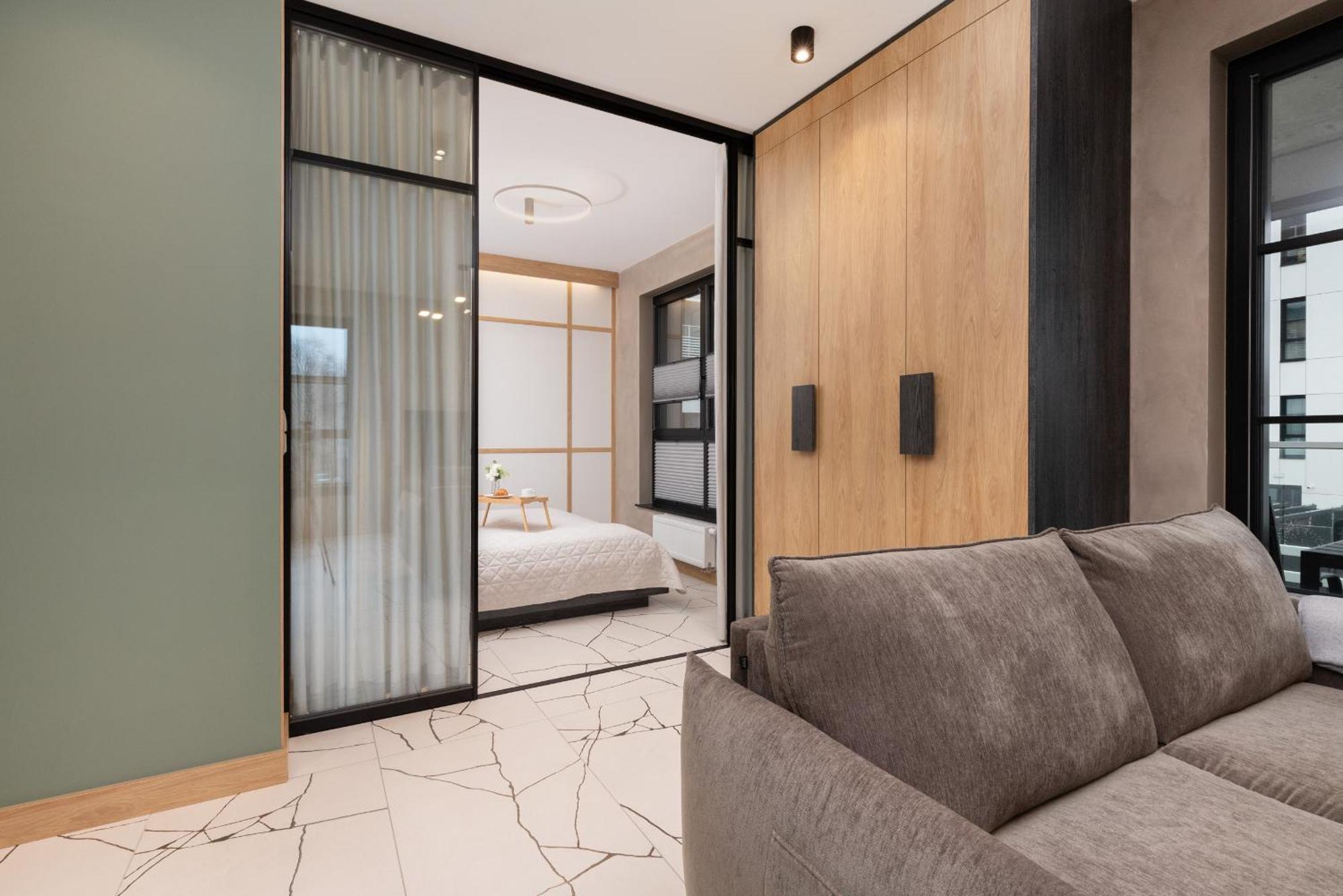 Loft Near The Old Town Parking & Balcony By Renters *