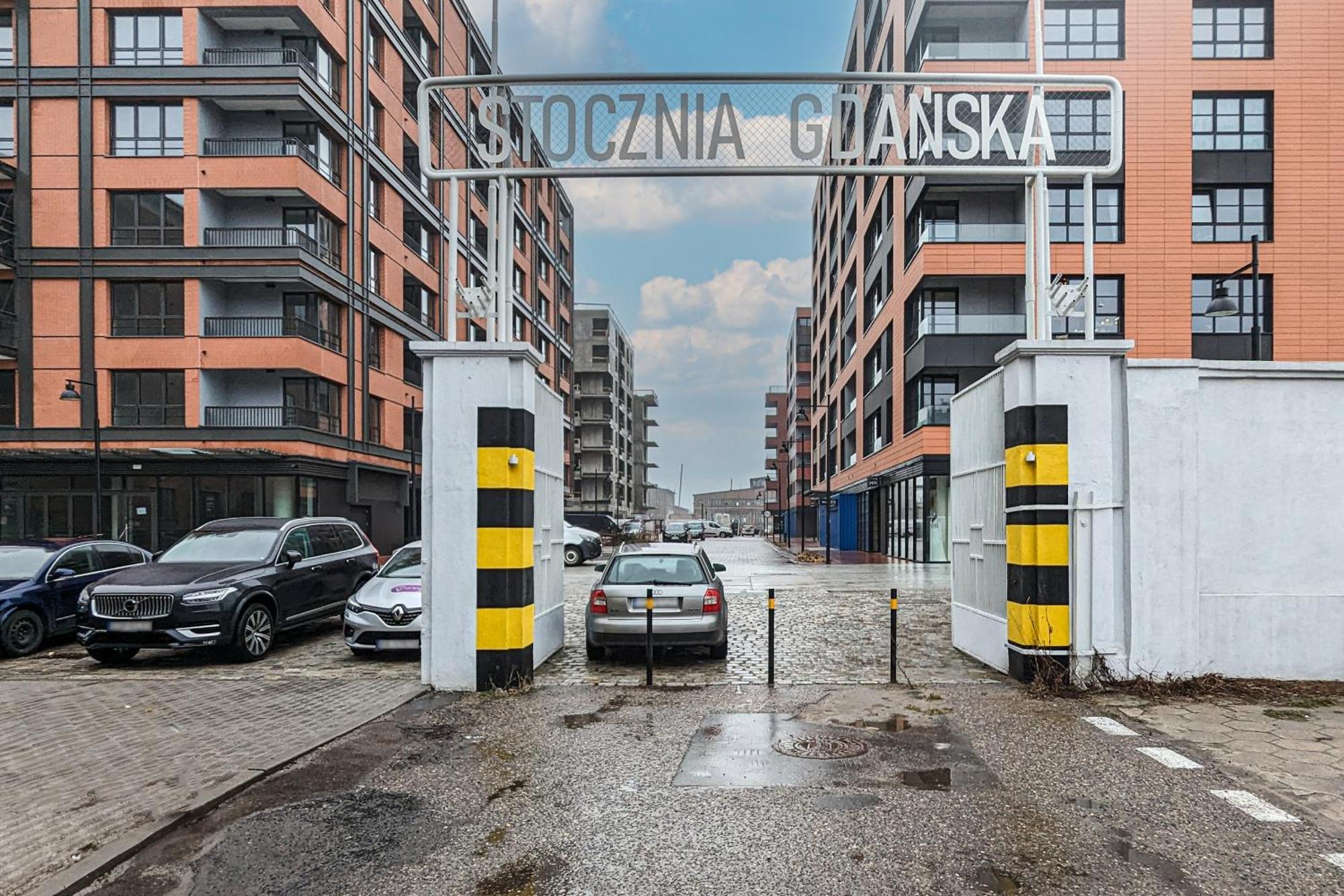 Apartment Loft Near The Old Town Parking & Balcony By Renters Gdansk