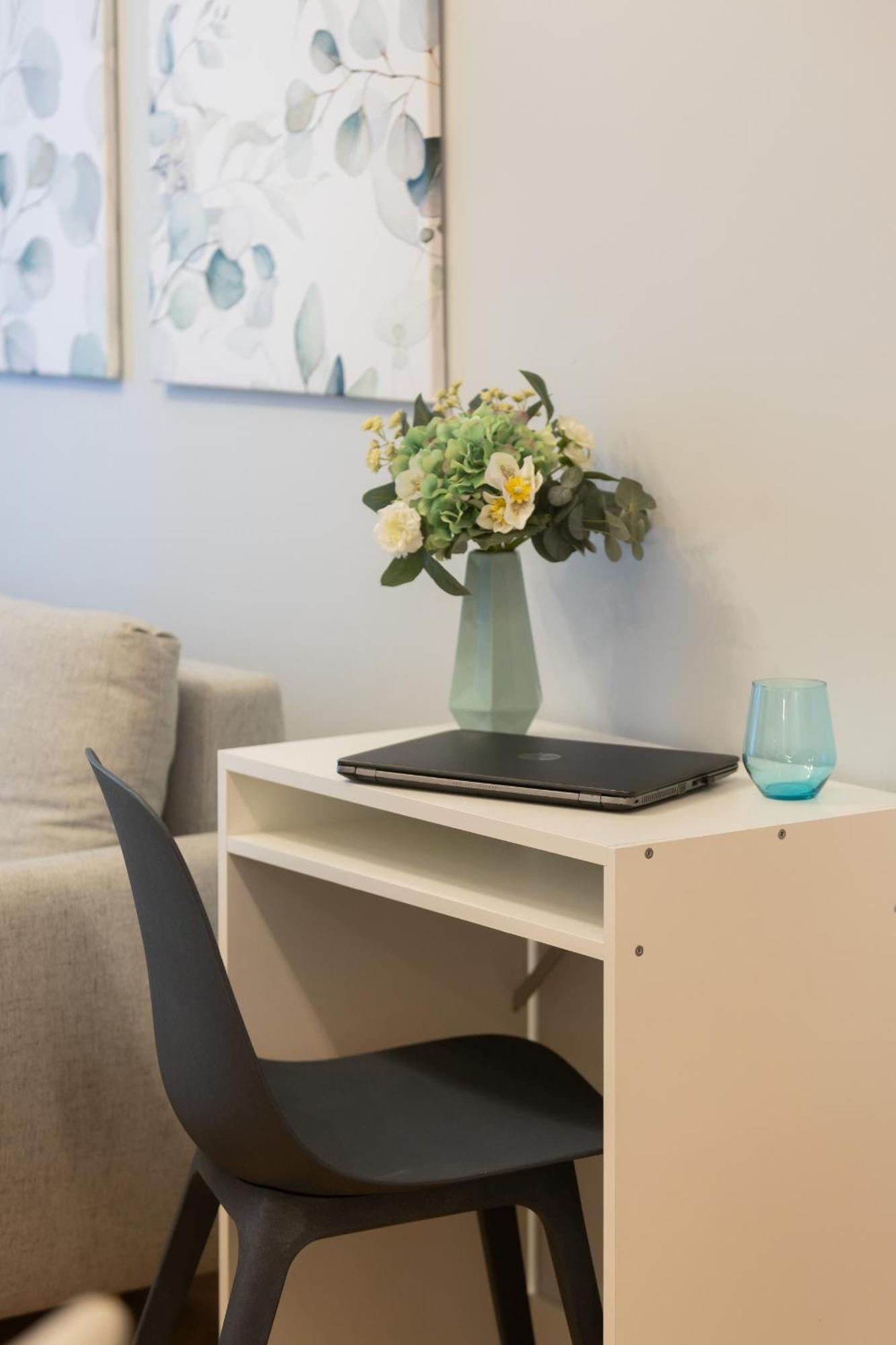 Apartment Zajezdnia Wrzeszcz Modern & Stylish Gym By Renters Gdansk