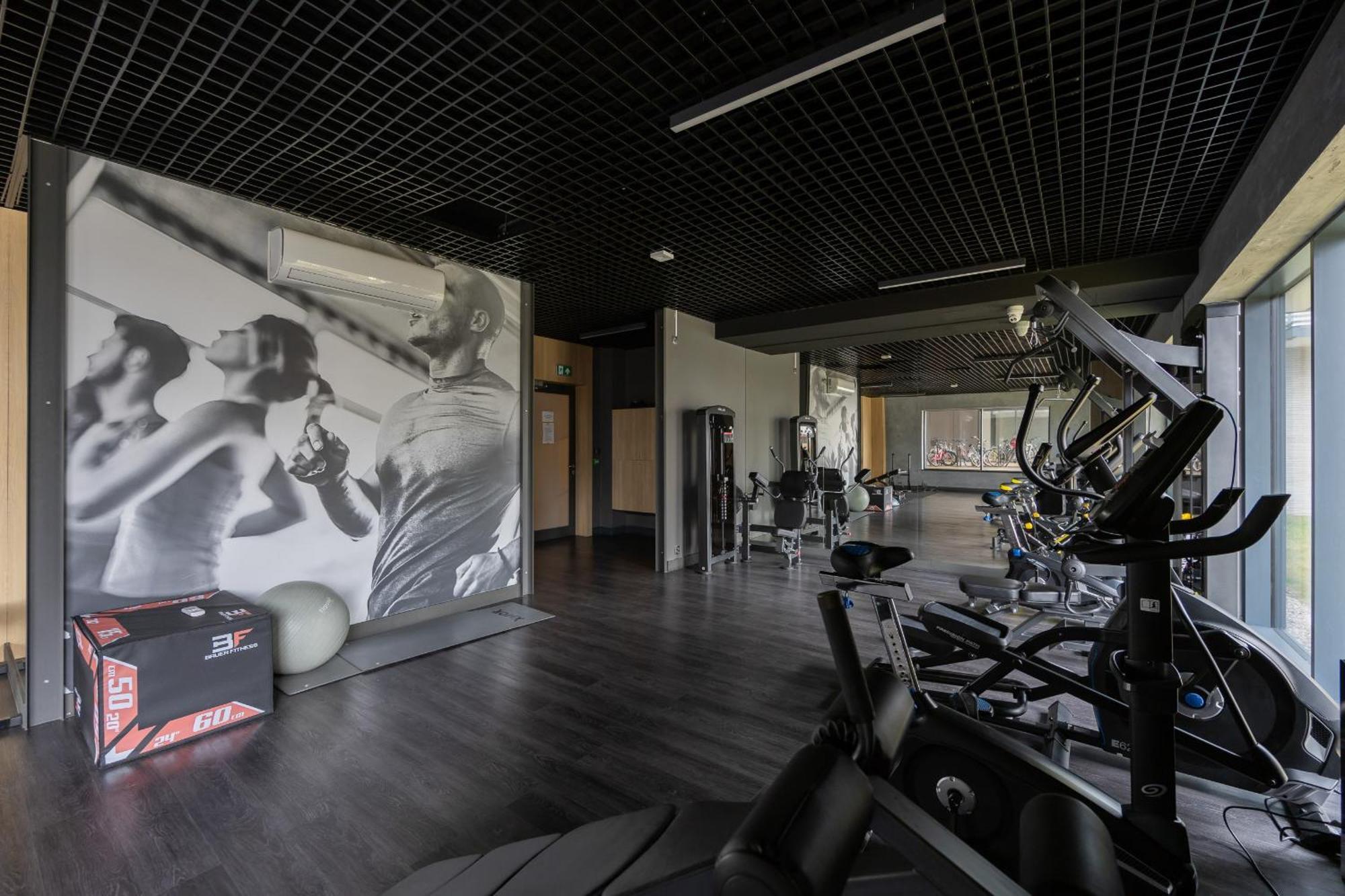 Zajezdnia Wrzeszcz Modern & Stylish Gym By Renters Gdansk