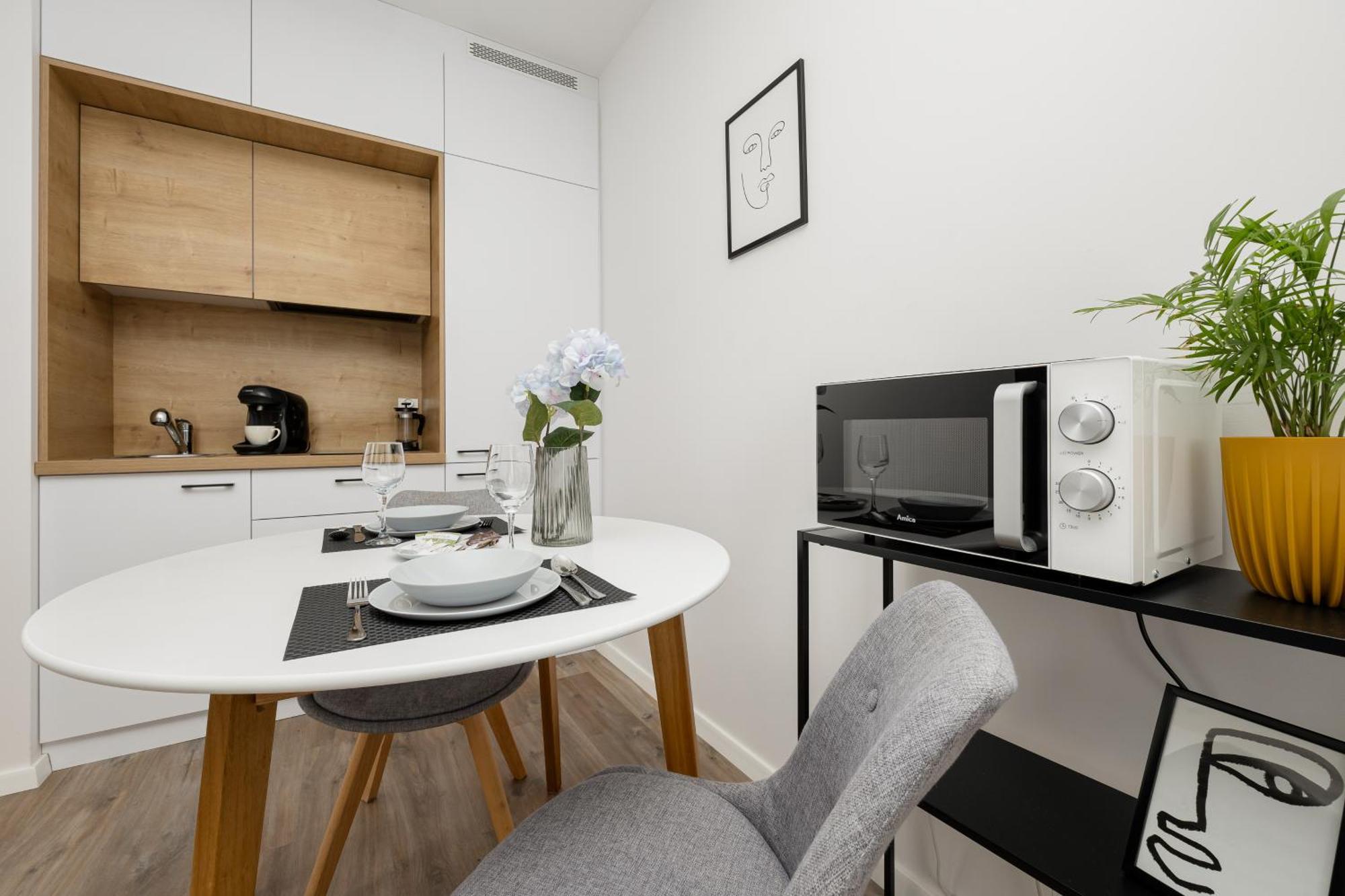 Przymorze Pretty & Pets Allowed By Renters Apartment