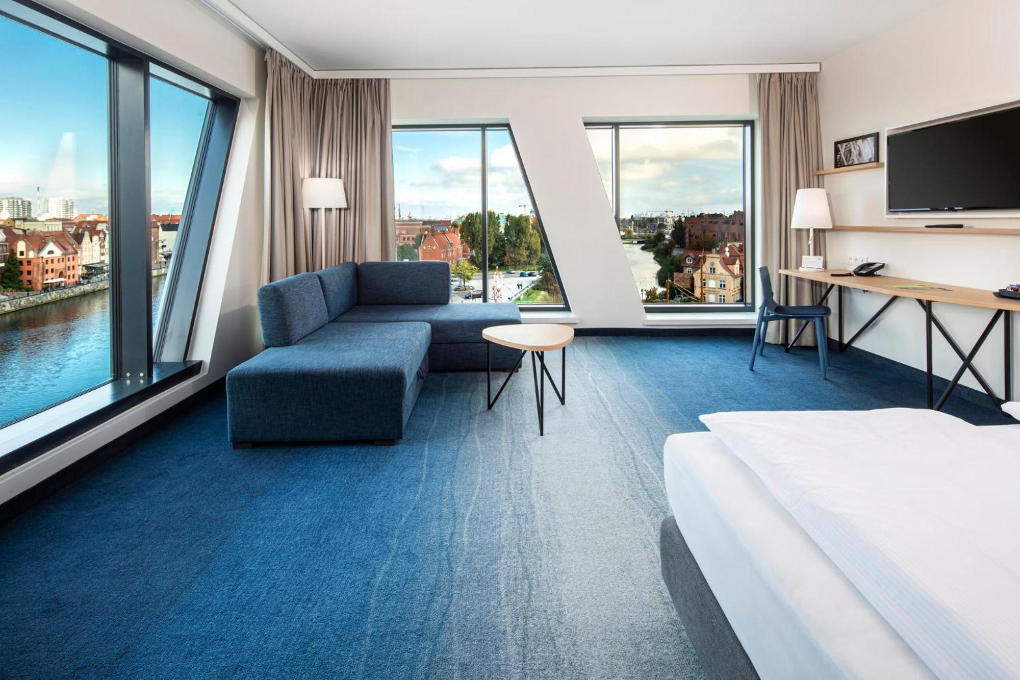 - Centre By Ihg Gdansk