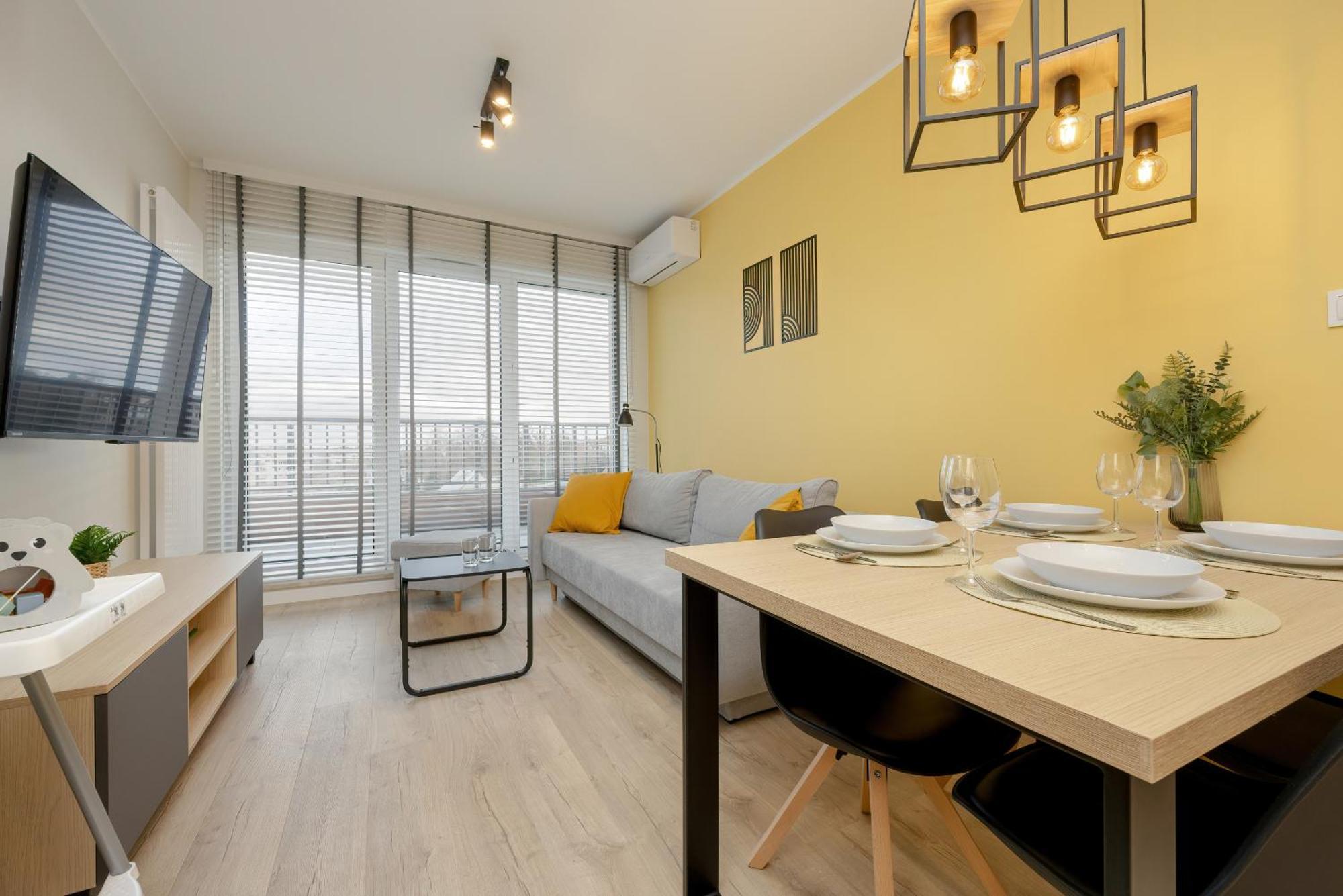Apartament Unique Szczesliwa With Balcony Parking And Ac By Renters