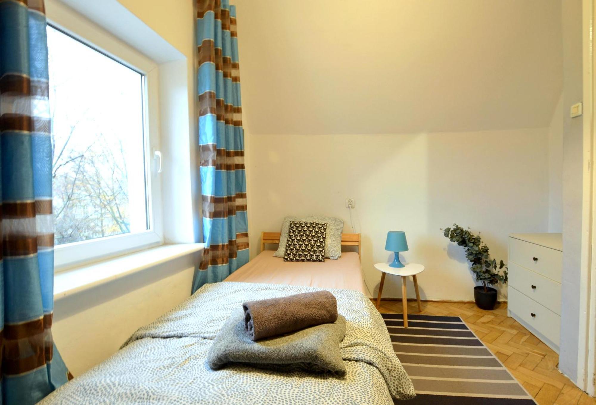 Lejlighed Old Town Happy Apartment, The Location