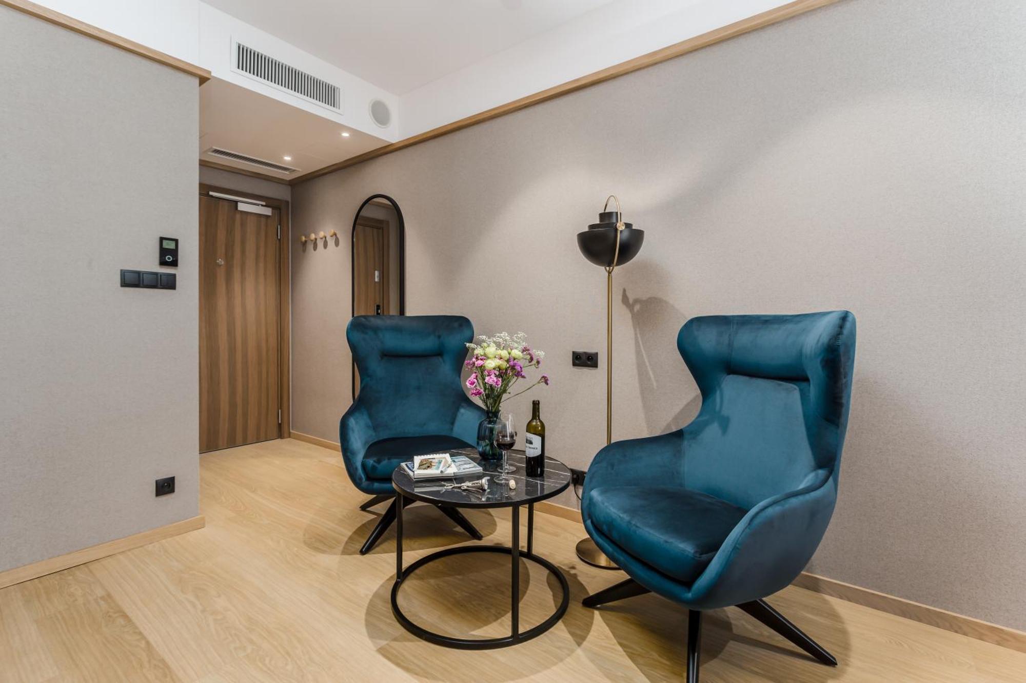 Deo Plaza Premium By Rent Like