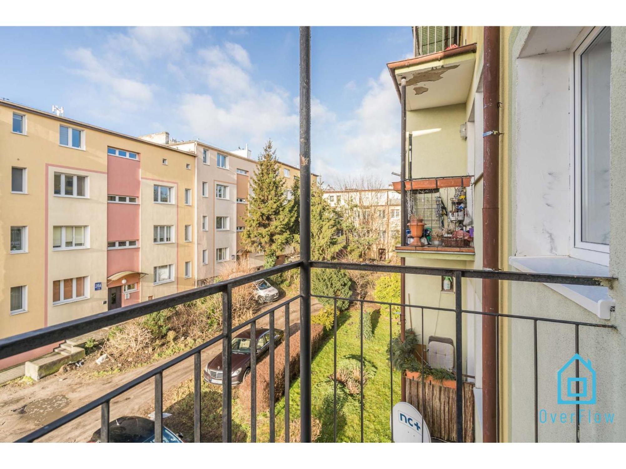 Apartment Shiny *