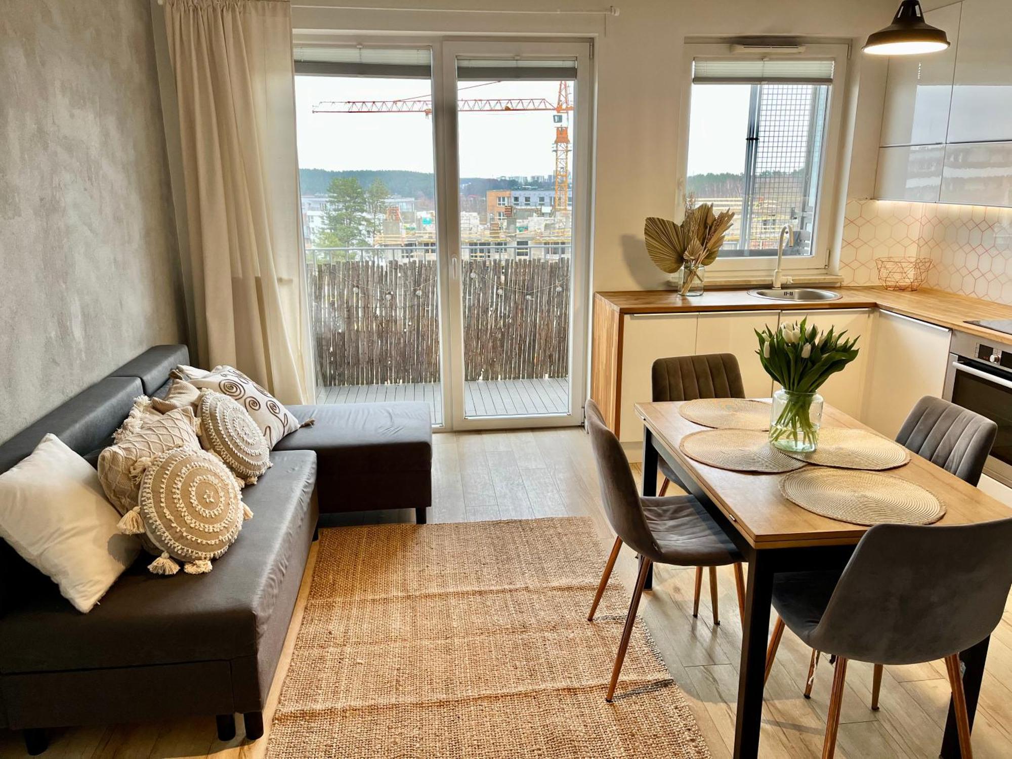 Przytulna Close To The Airport And Pkm Apartment *