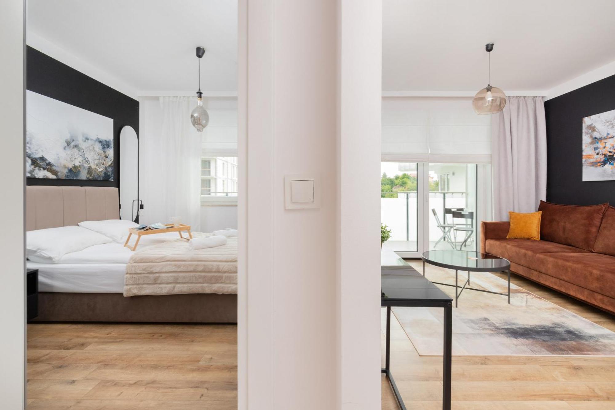 Lejlighed Modern With Balcony And Parking In By Renters