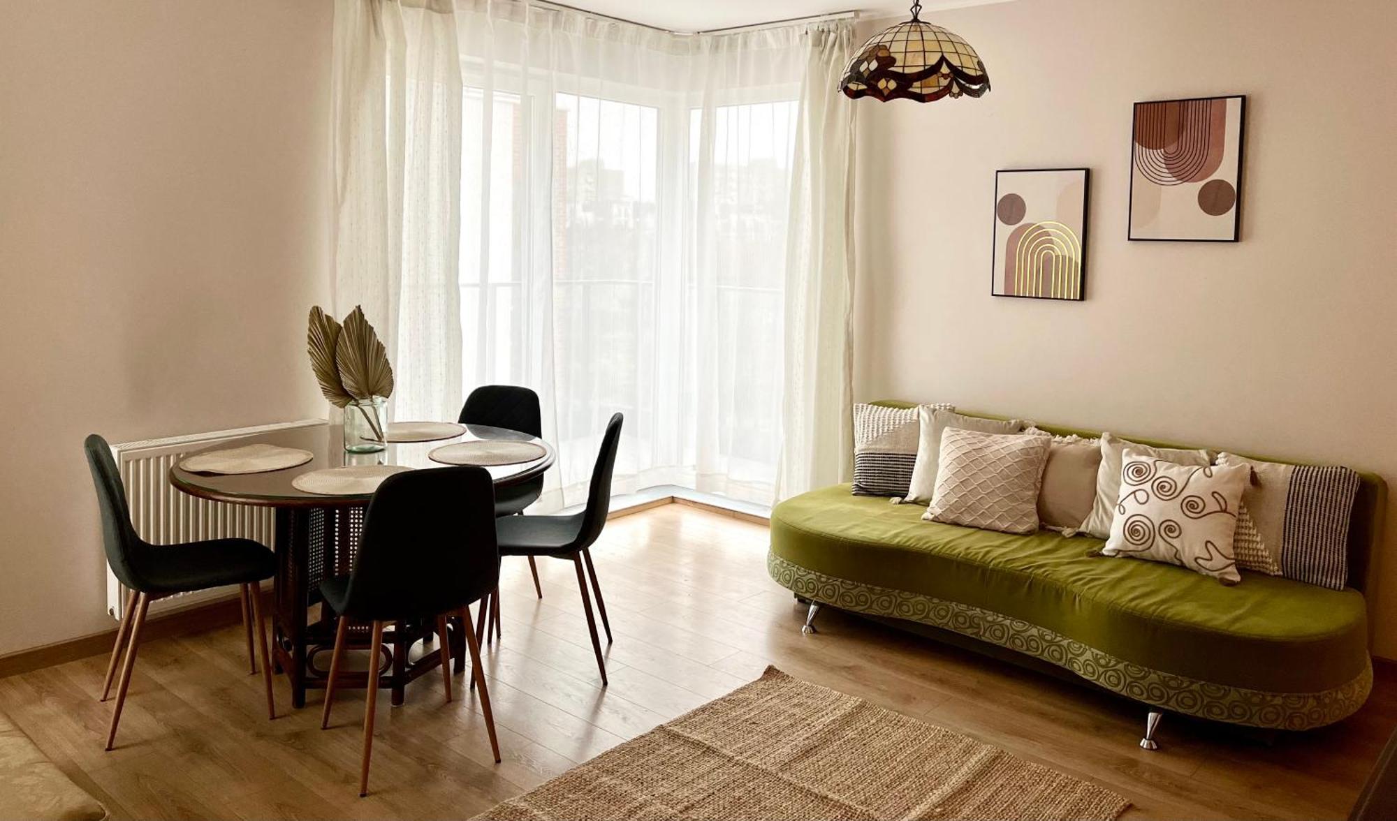 Oldtown Retro By Marina With Balcony For 6 People Apartment *