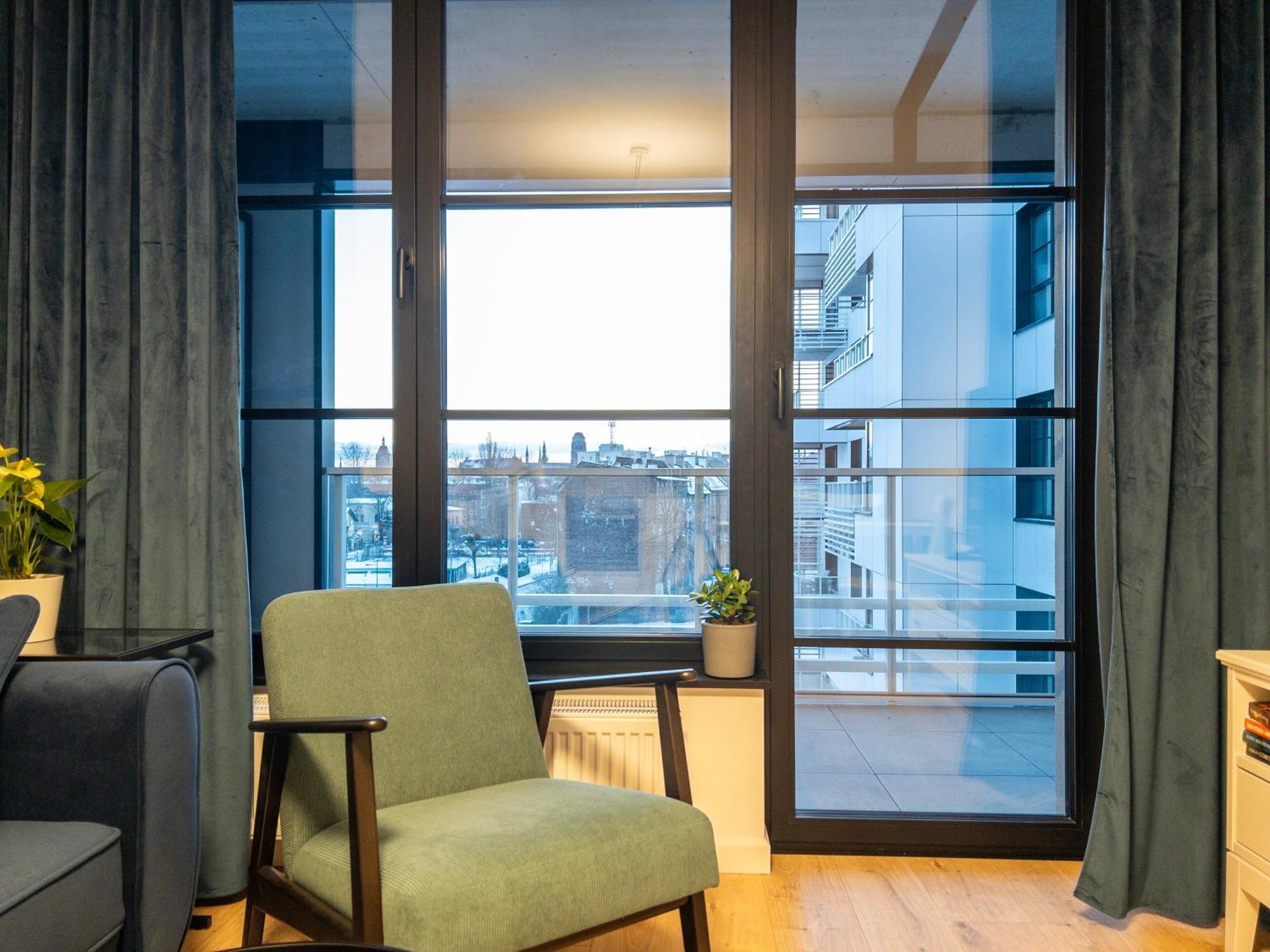 Z Dwiema Sypialniami + Parking Apartment *