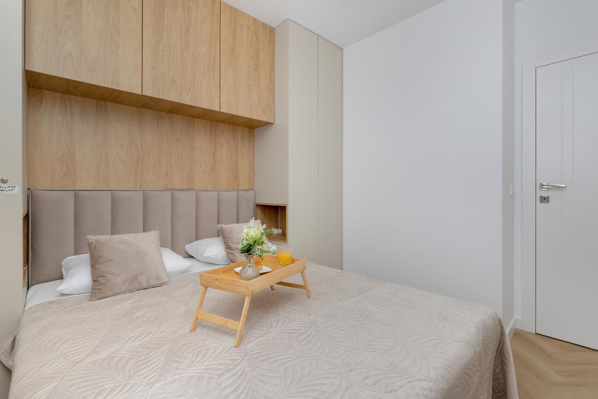 Bright Beige With Furnished Balcony And Parking In By Renters Gdansk