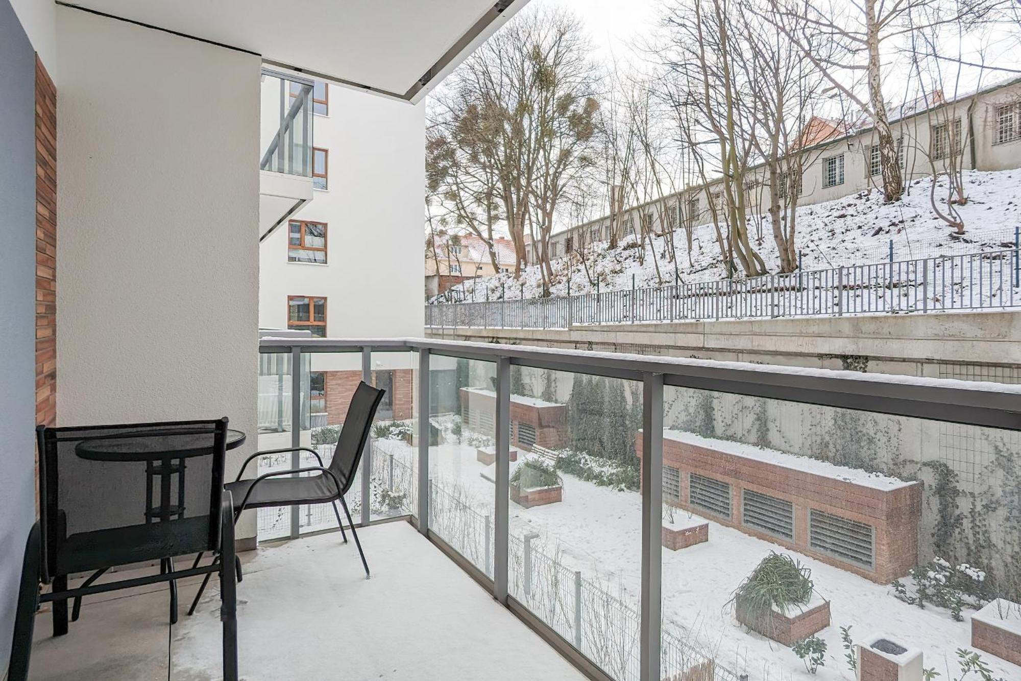 Bright Beige With Furnished Balcony And Parking In By Renters Gdansk
