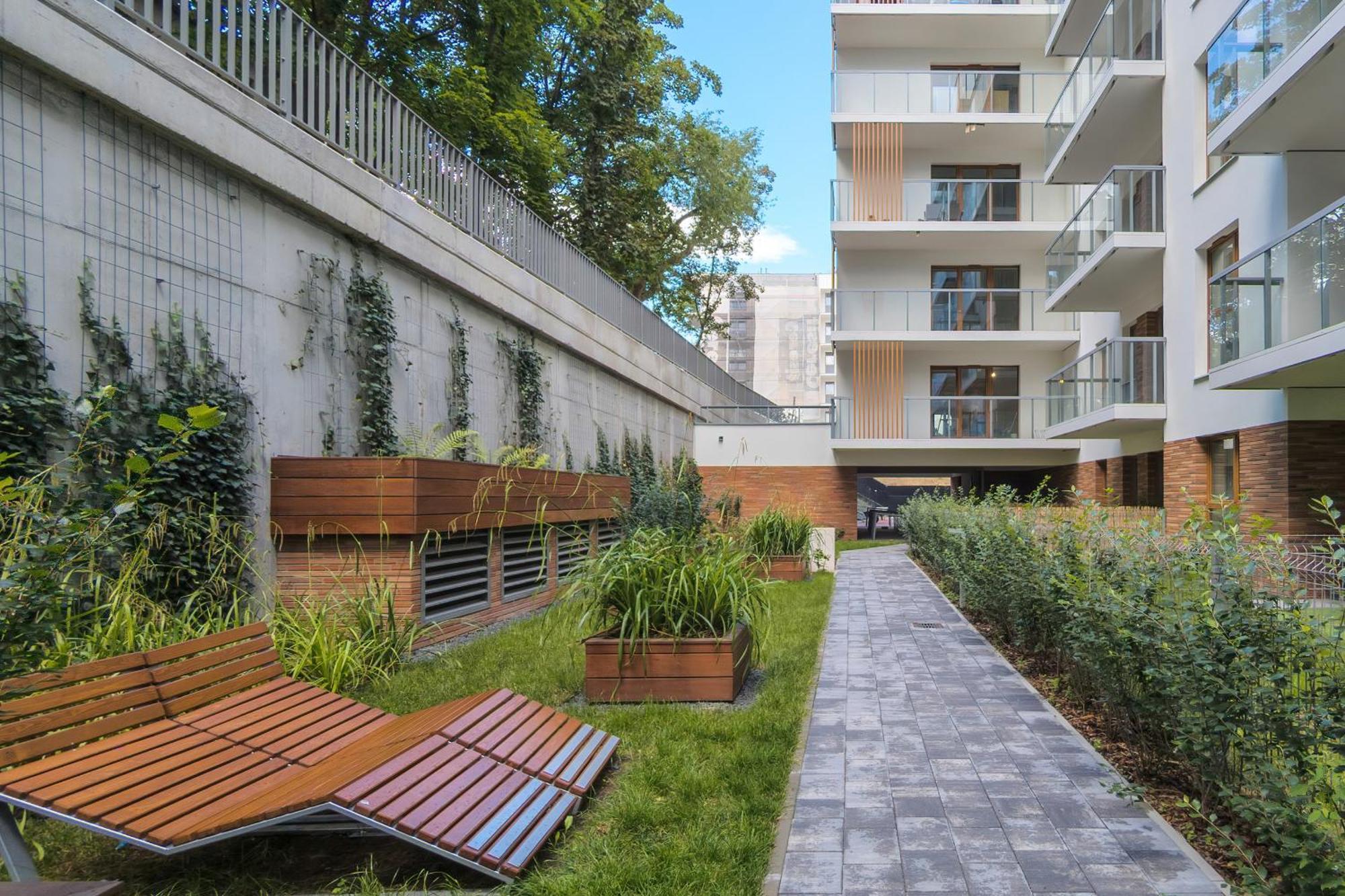 Bright Beige With Furnished Balcony And Parking In By Renters Apartment