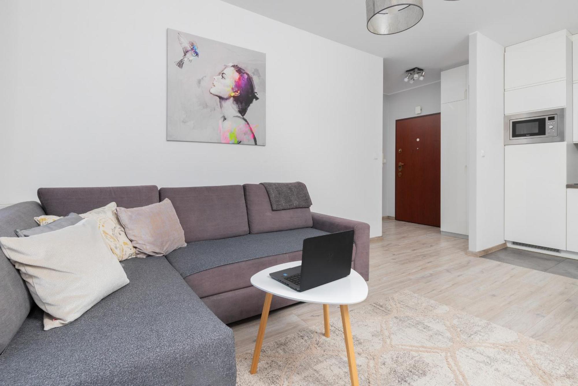 Center Beautiful Modern Building By Renters Gdansk