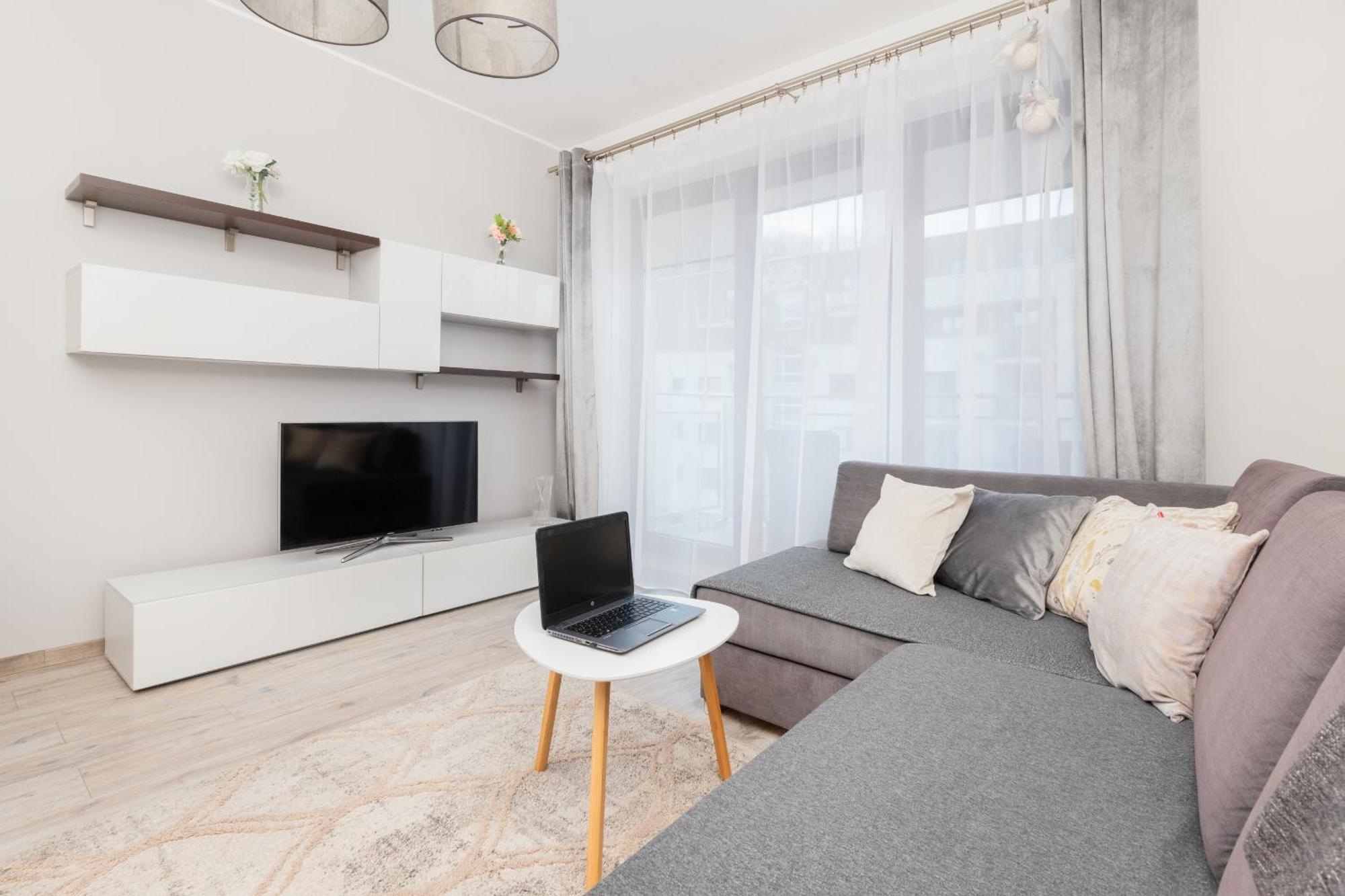 Center Beautiful Modern Building By Renters * Gdansk