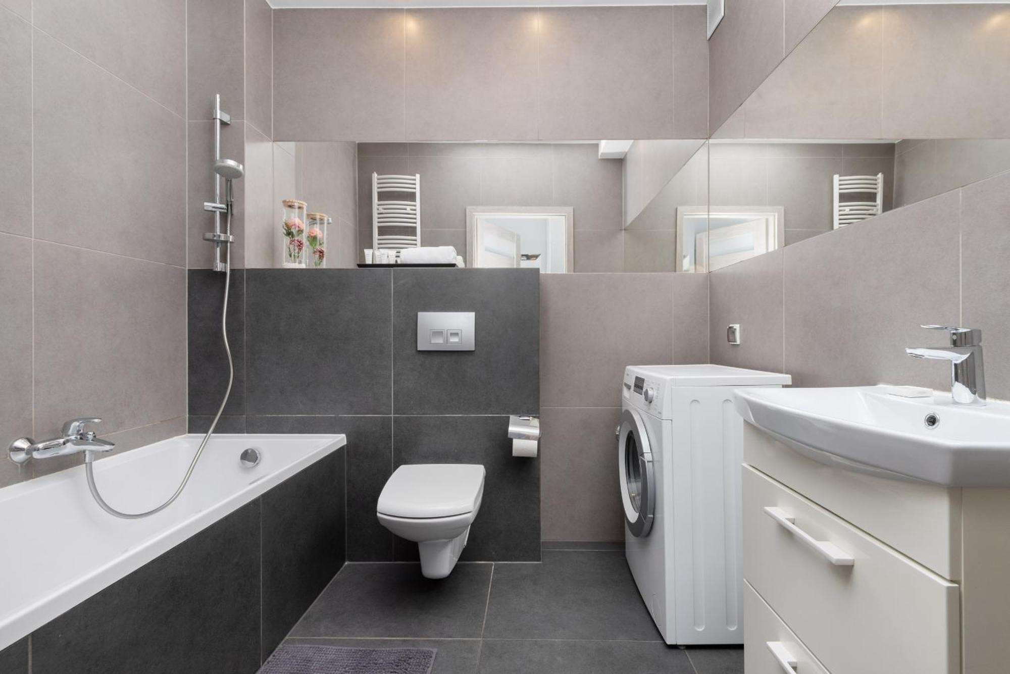 Center Beautiful Modern Building By Renters Apartment Gdansk