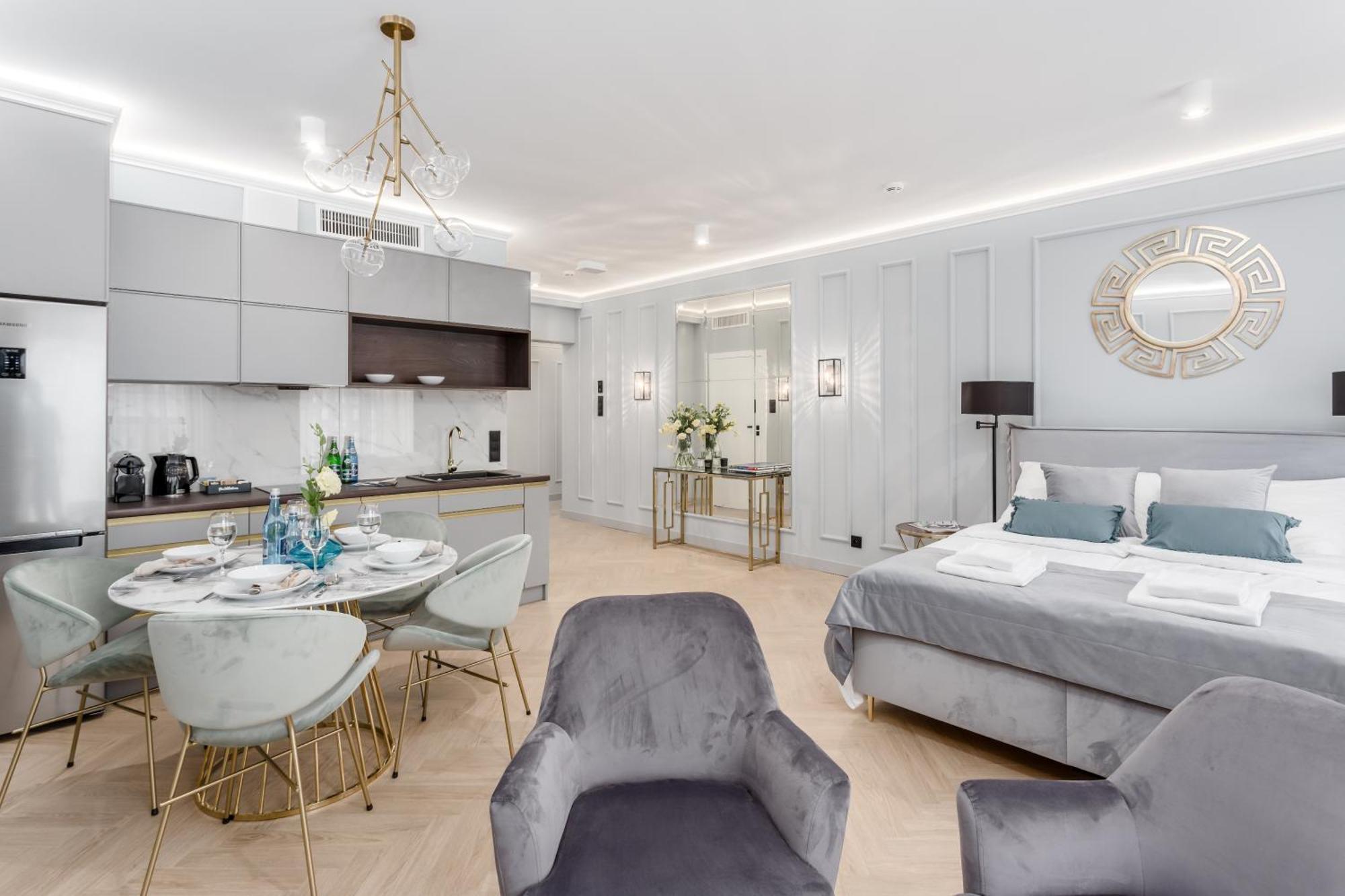 Deo Plaza Premium By Rent Like