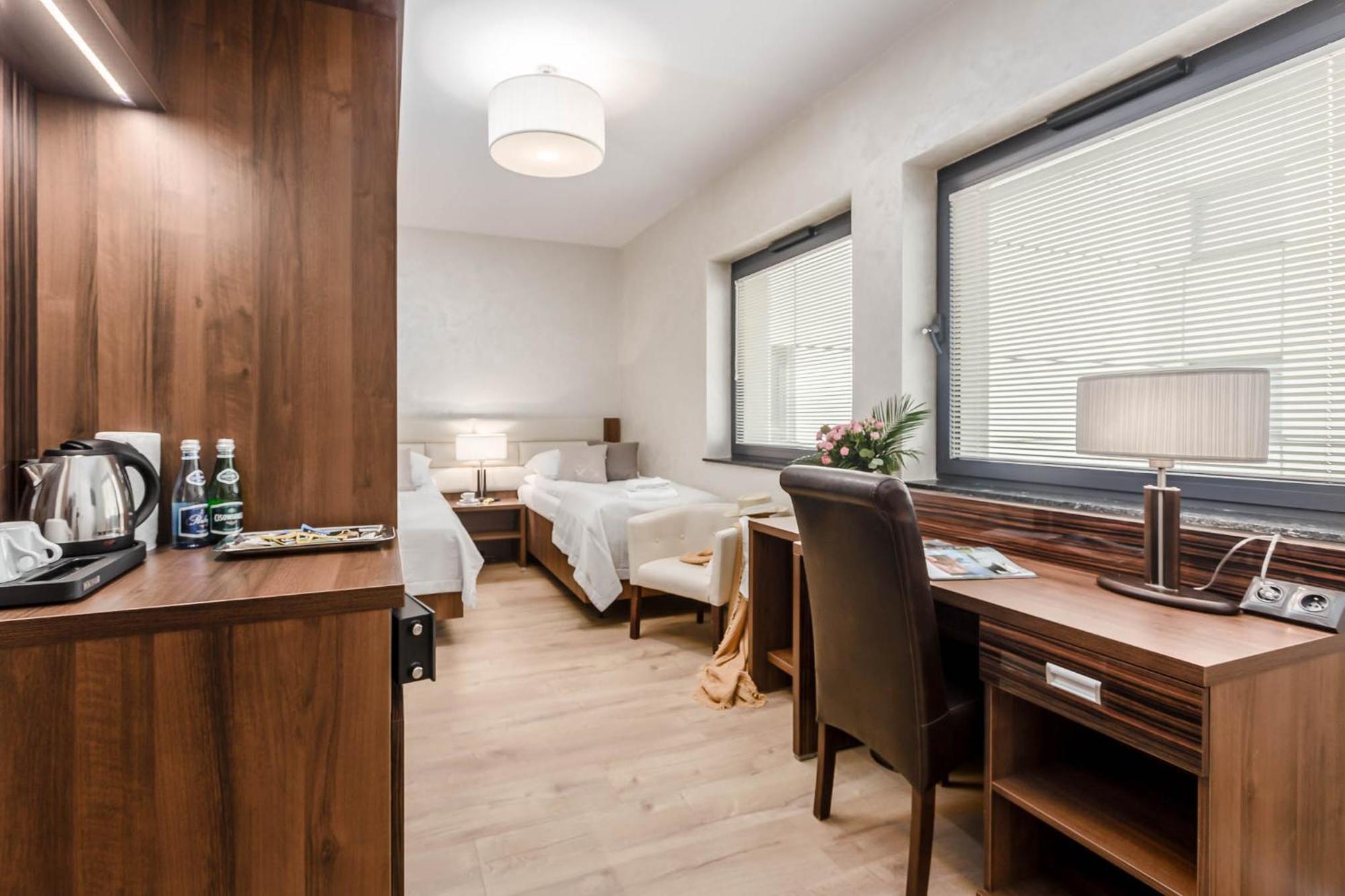 Deo Plaza Premium By Rent Like