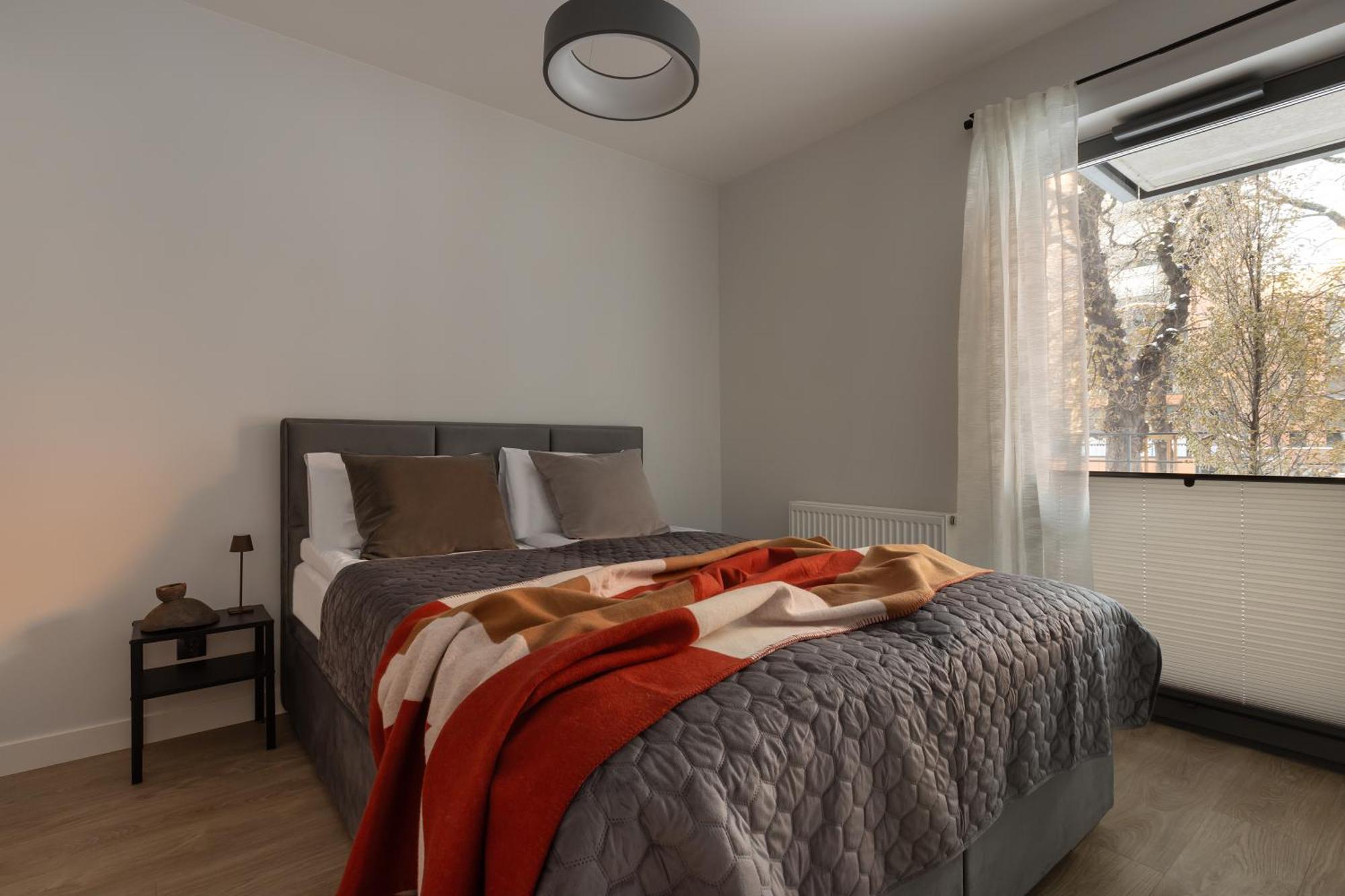 Scala By Moderna Profit- Lakowa 60c Apartment *