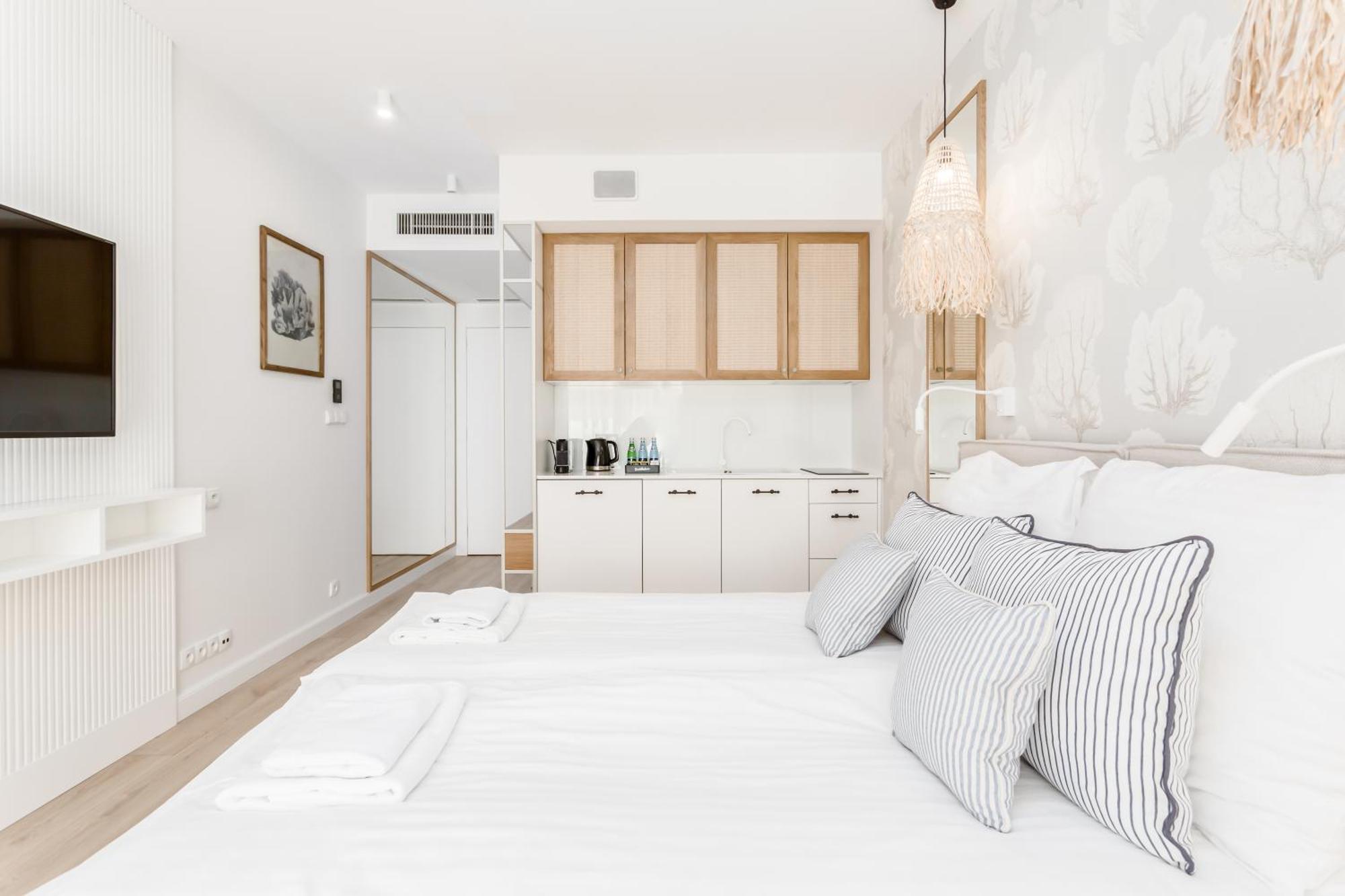 Deo Plaza - By Rent Like Lejlighedshotel *
