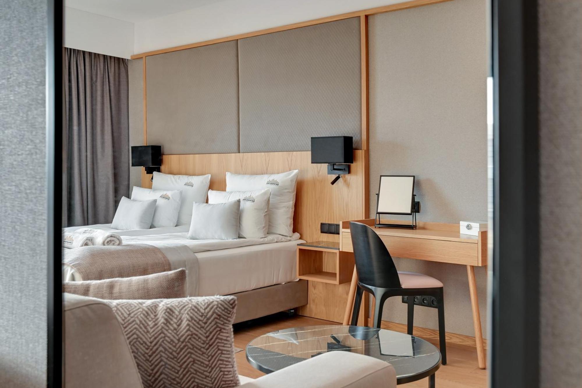 Deo Plaza Riverside & Radisson By Downtown Apartment Gdansk