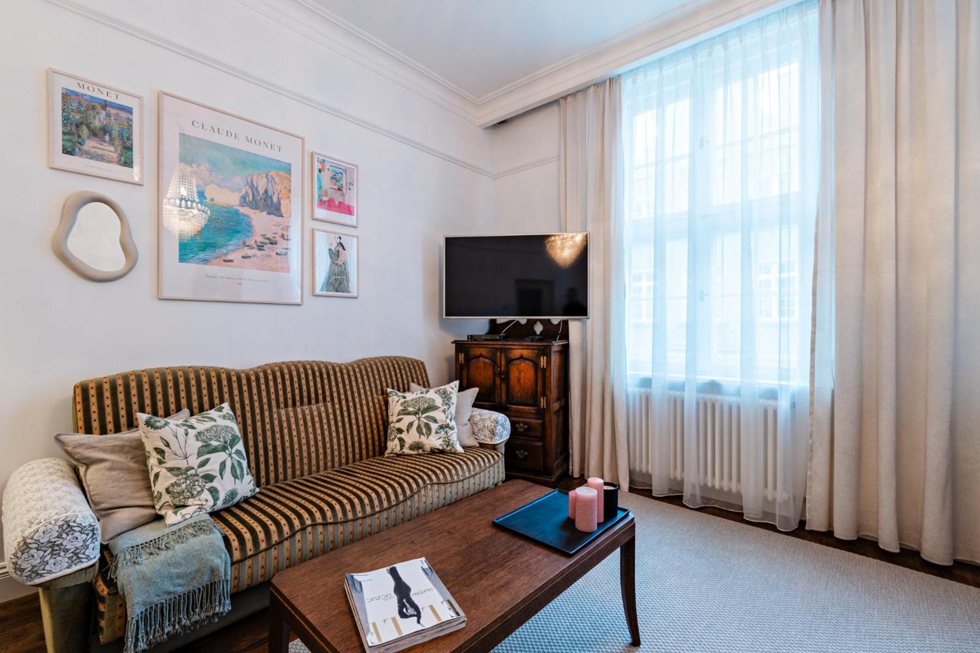Apartment Old Town By Ecru Gda1 *