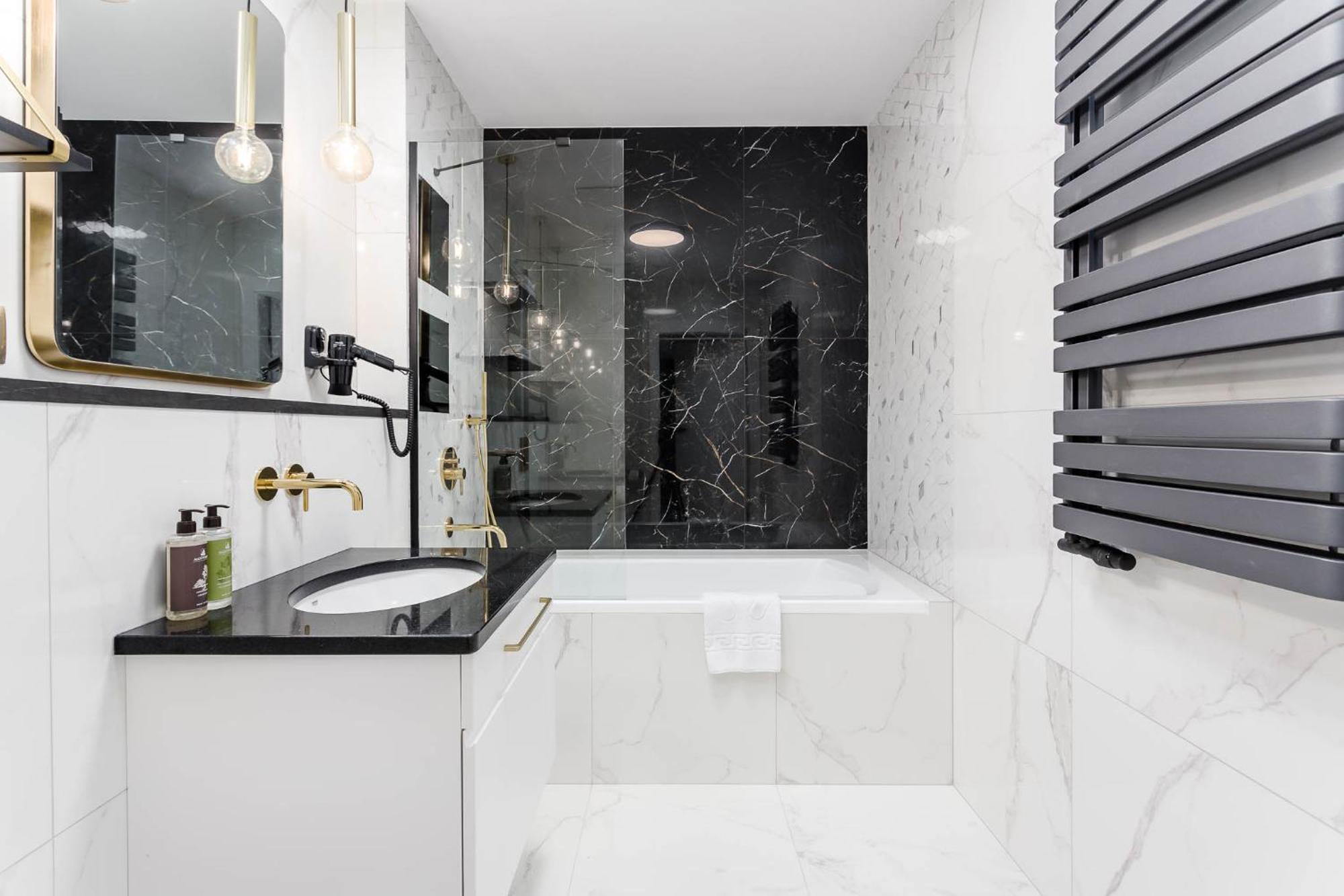 Rent Like - Deo Plaza *