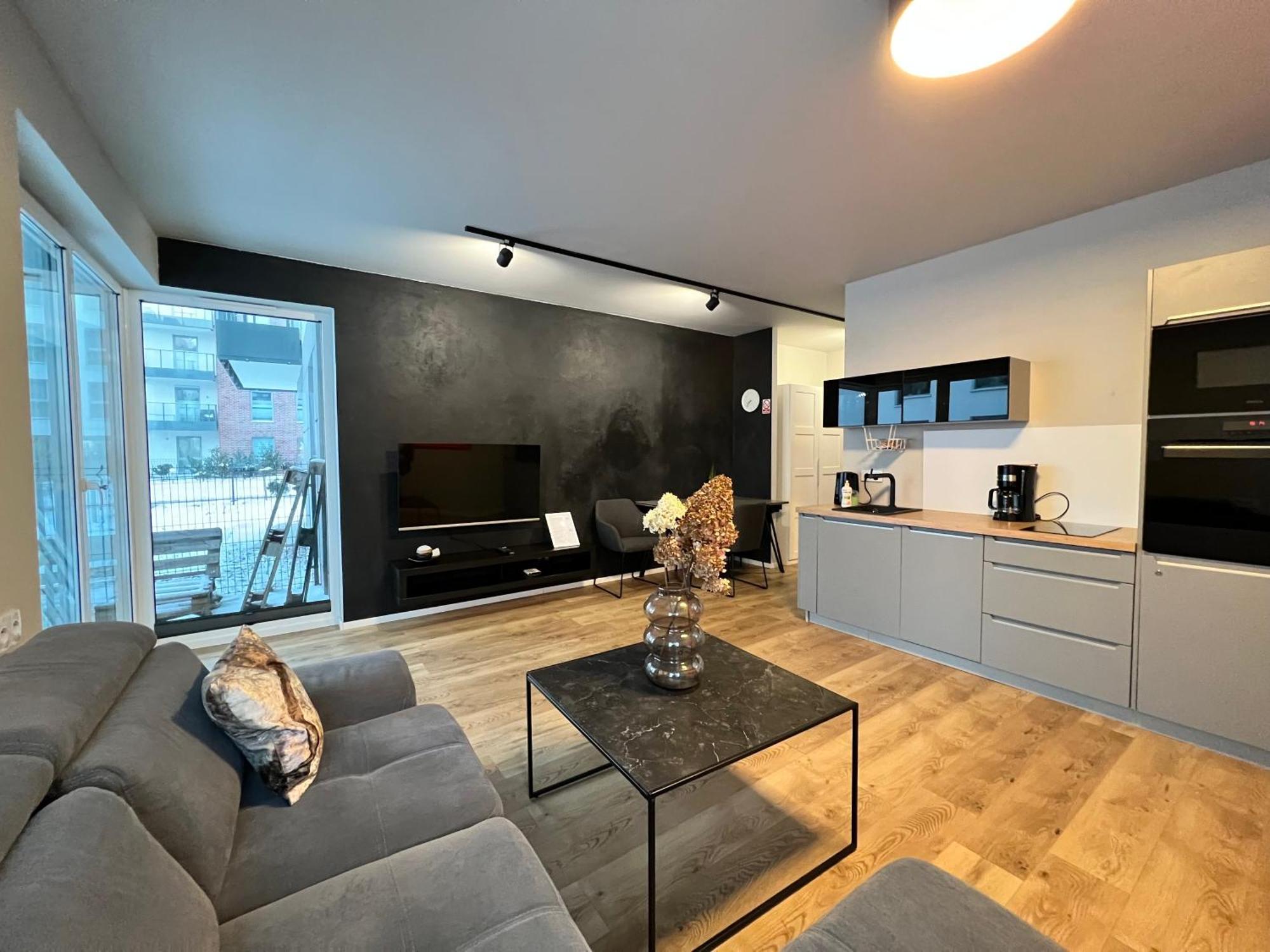 64m2 Oldtown Yacht Marina Apartament *