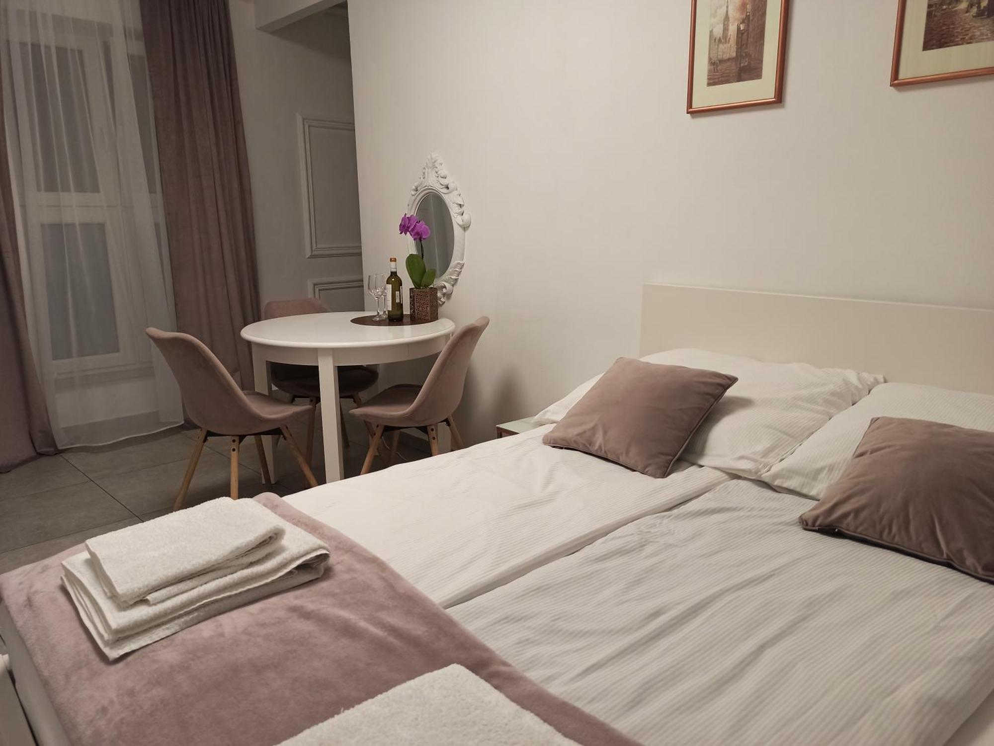 Arkady Old Town Apartamento *