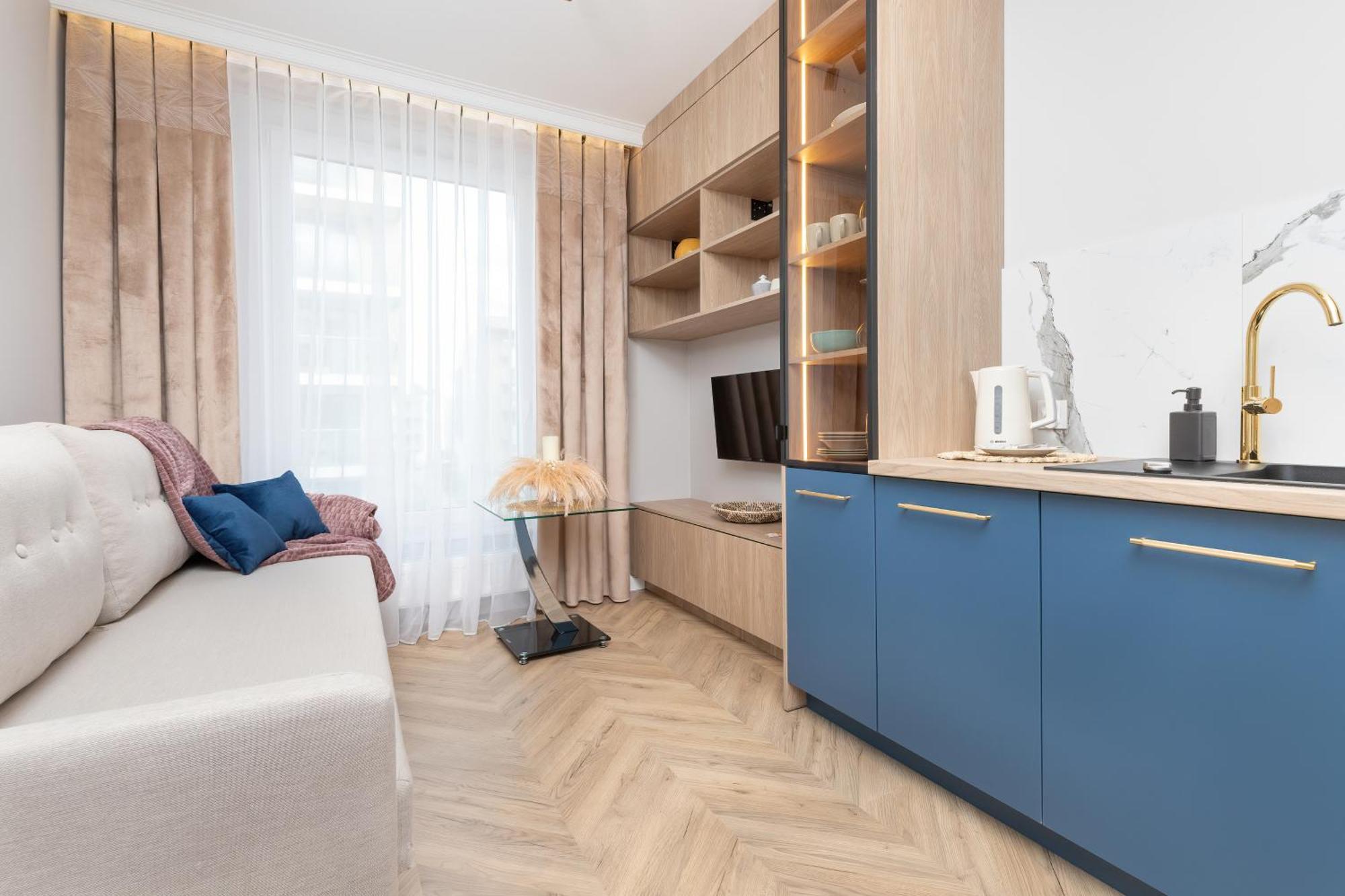 Căn hộ Comfortable And Stylish In By Renters