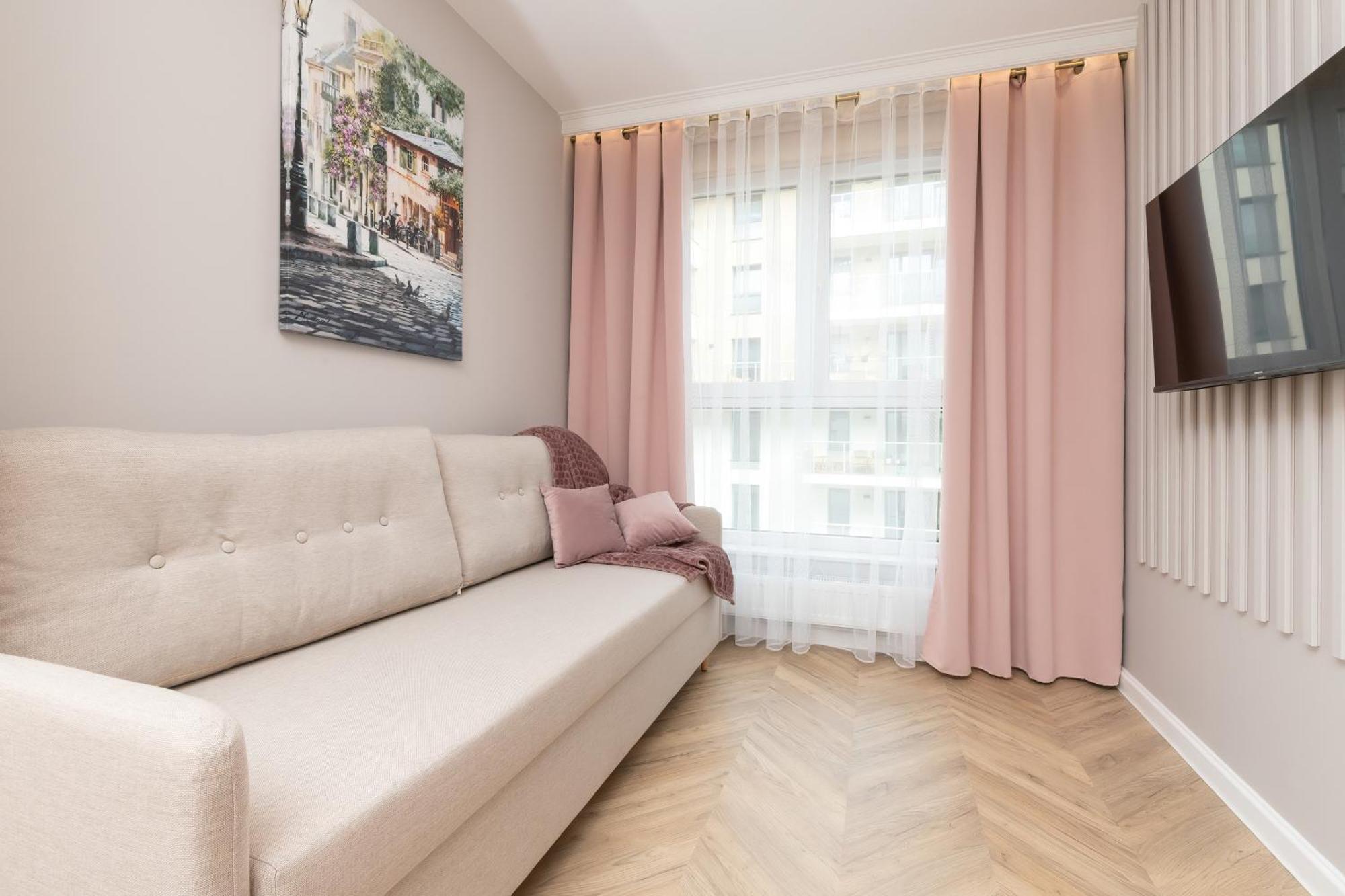 Comfortable And Stylish In By Renters * Gdansk